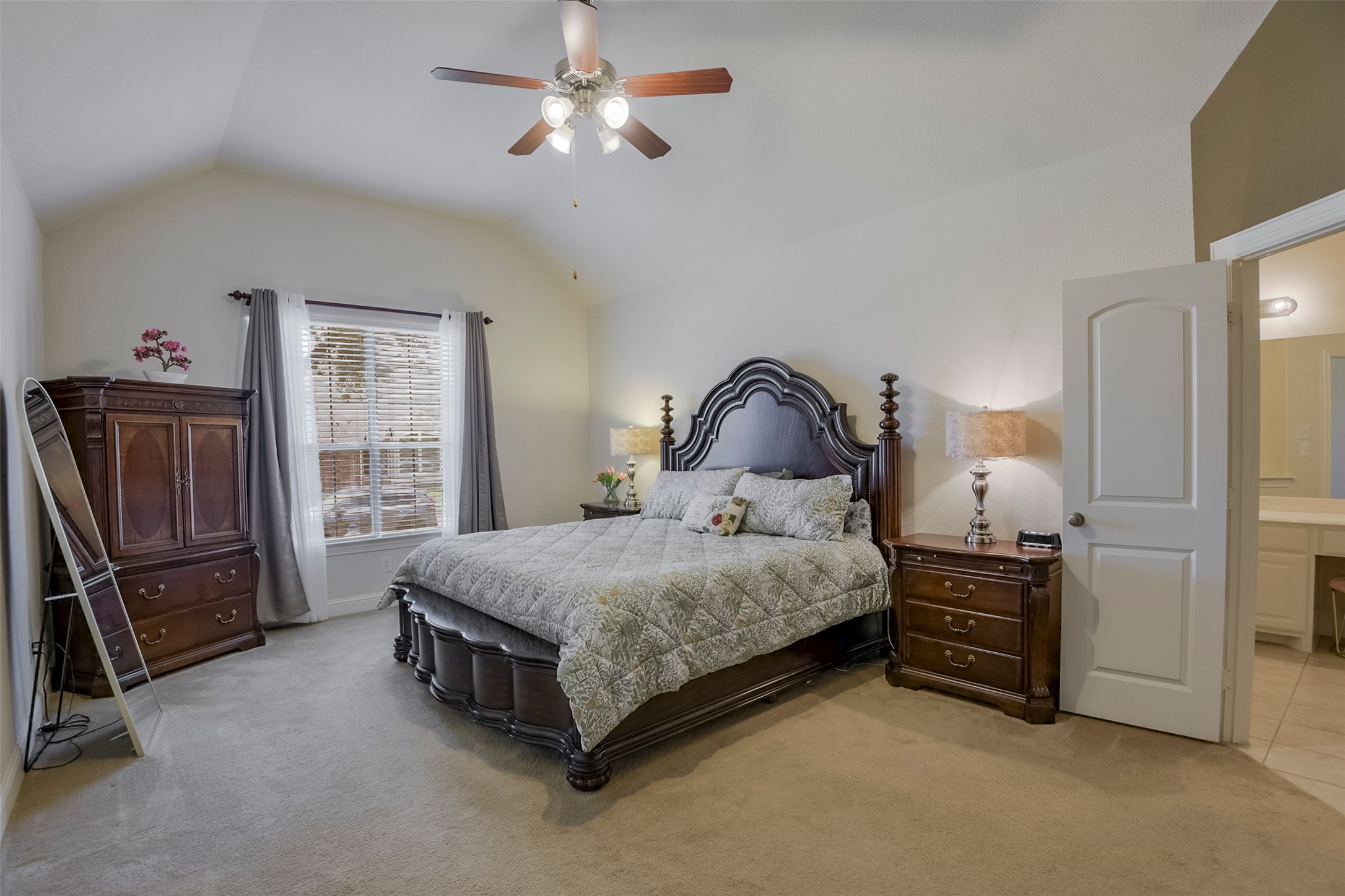 3006 Redcliff Lane Garland TX 75043