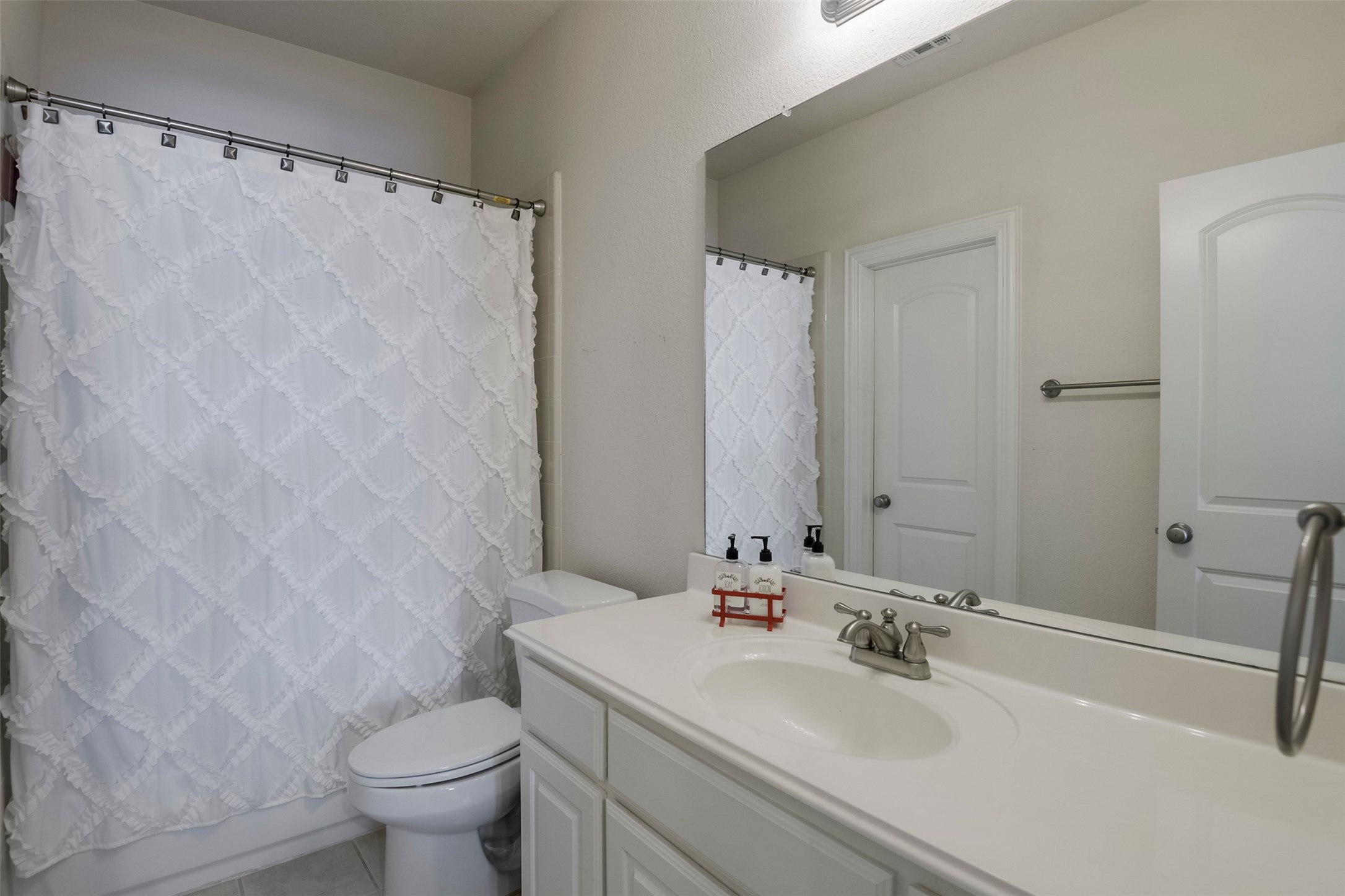 3006 Redcliff Lane Garland TX 75043