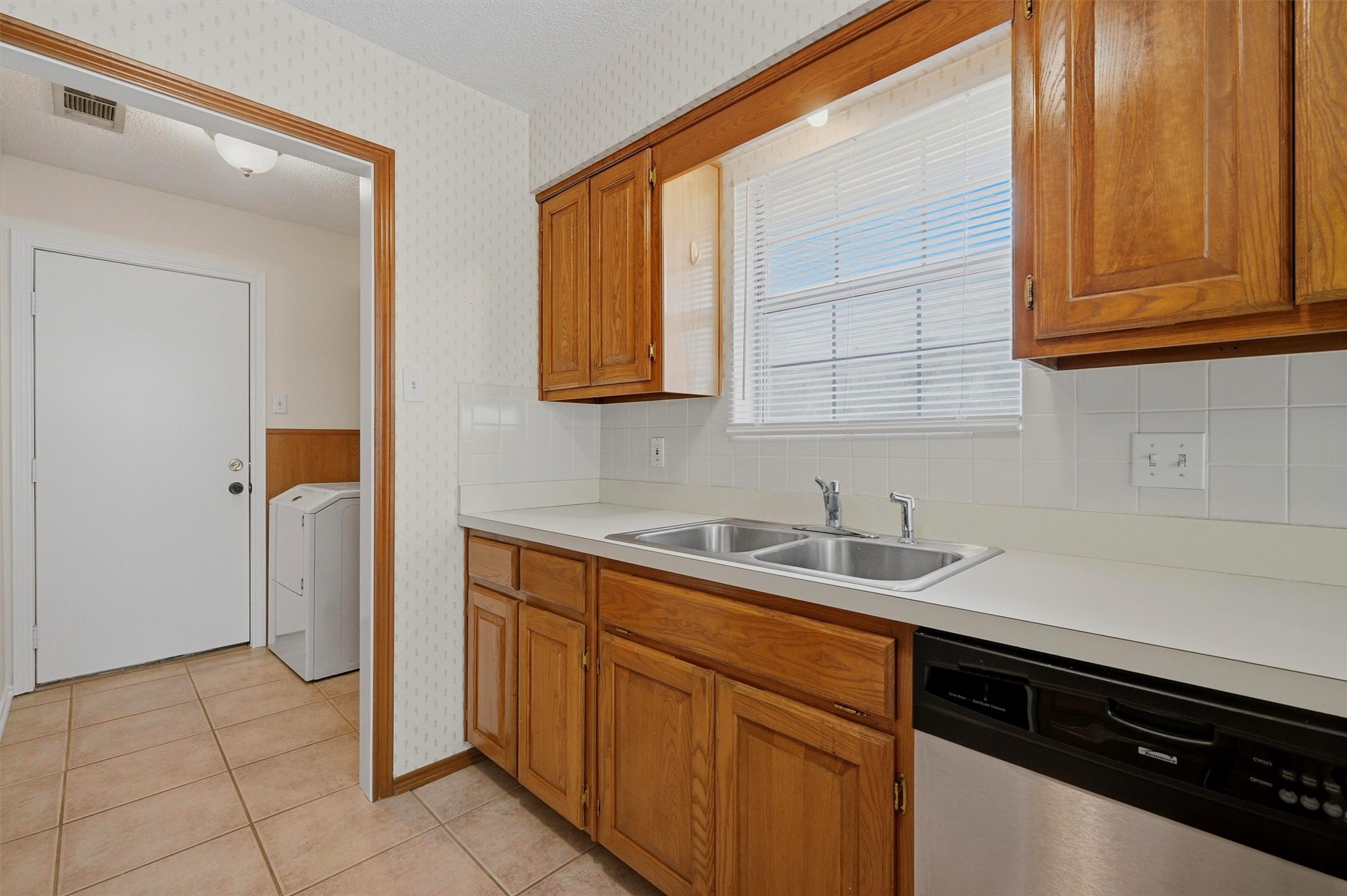 742 S Valentine Drive Sherman TX 75090