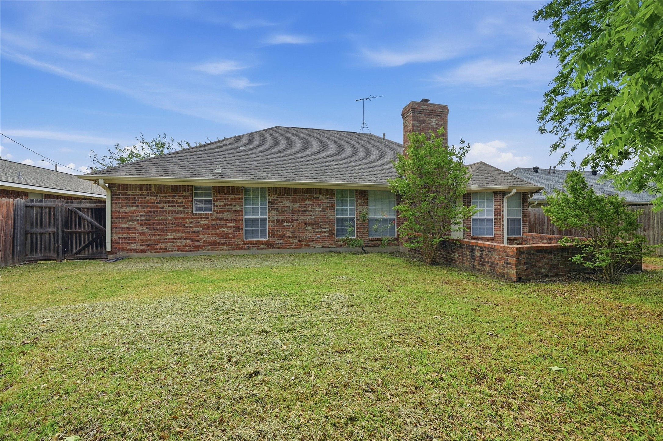 742 S Valentine Drive Sherman TX 75090