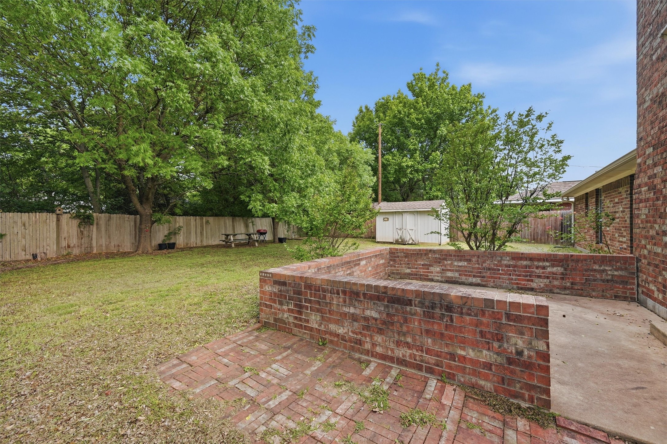742 S Valentine Drive Sherman TX 75090