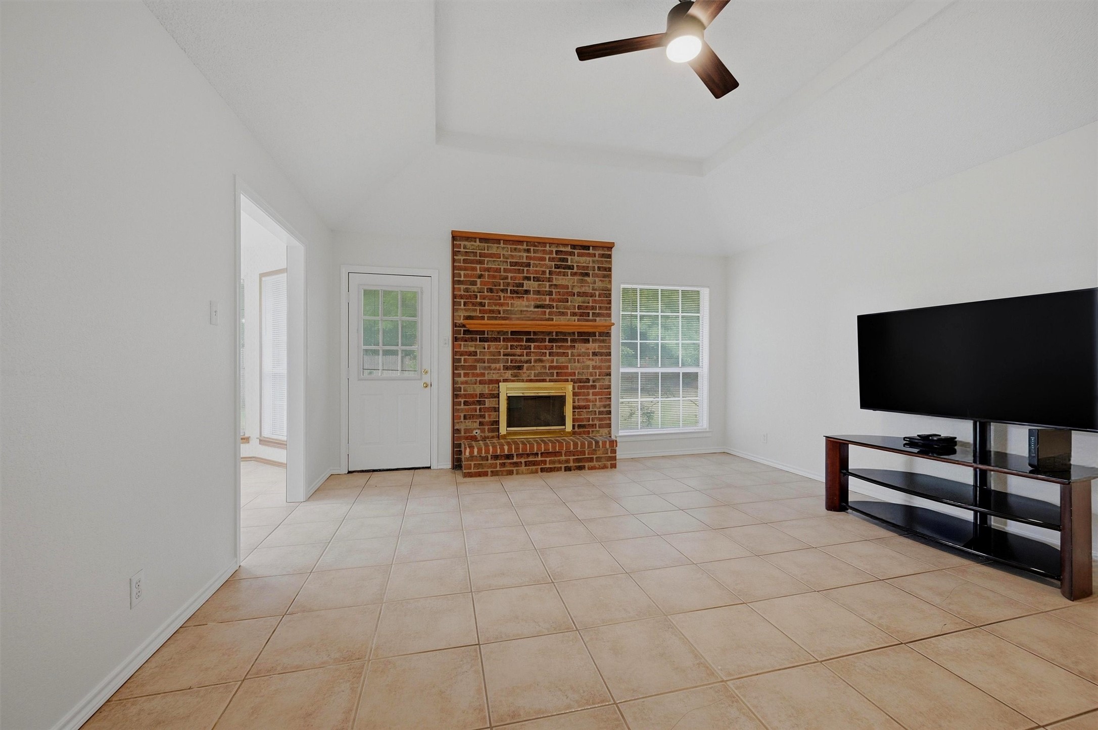 742 S Valentine Drive Sherman TX 75090