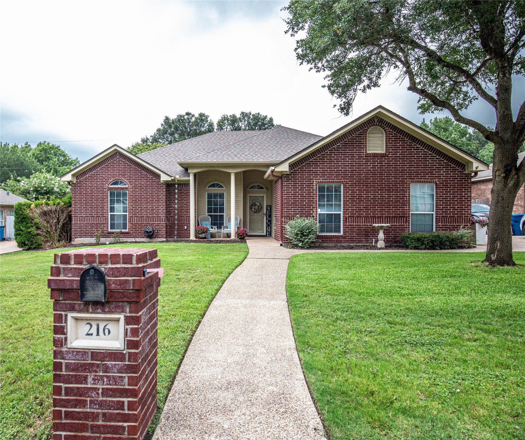 216 Keswick Drive Hewitt TX 76643