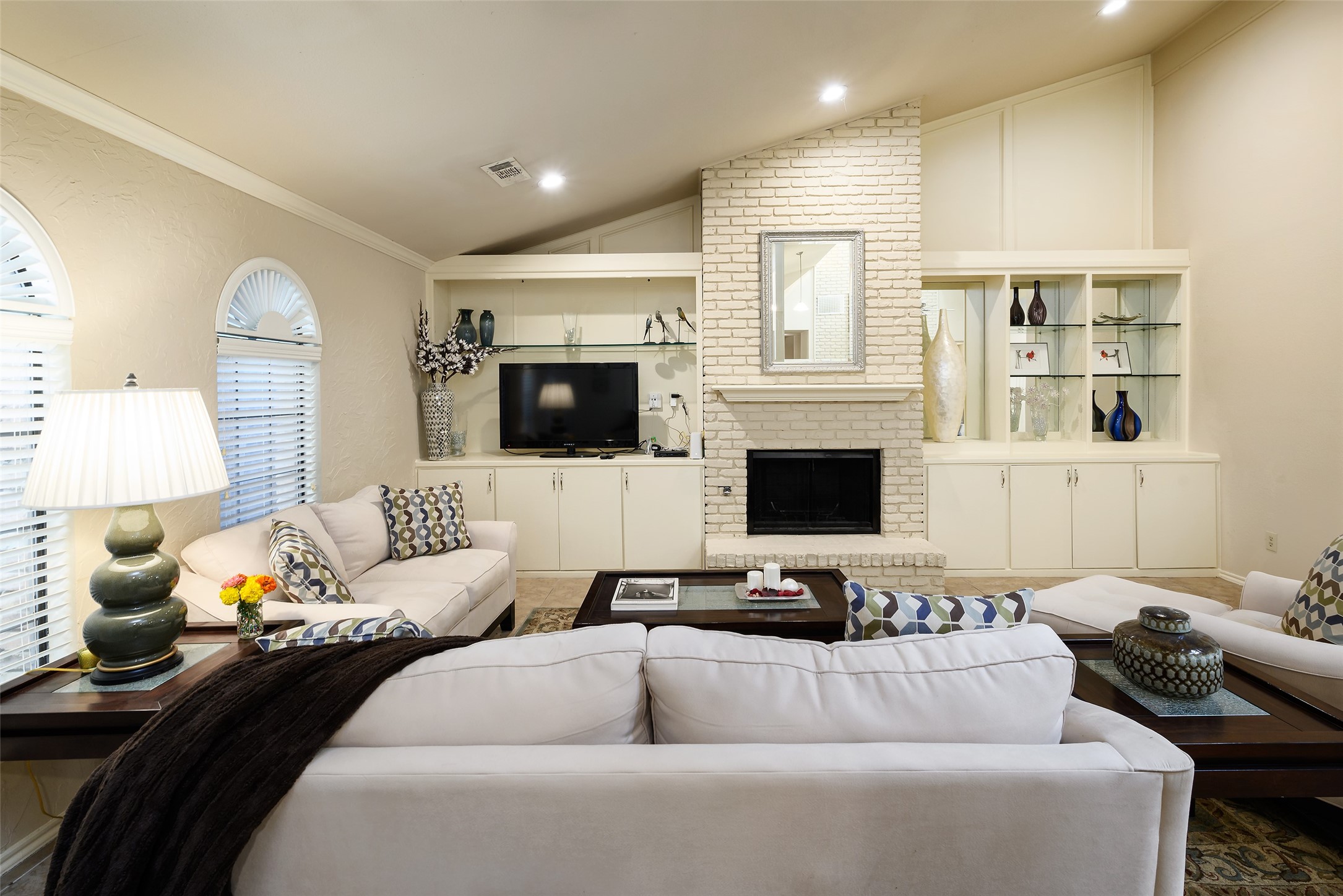 9115 Valley Chapel Lane Dallas TX 75220