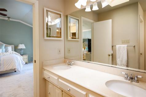 9115 Valley Chapel Lane Dallas TX 75220
