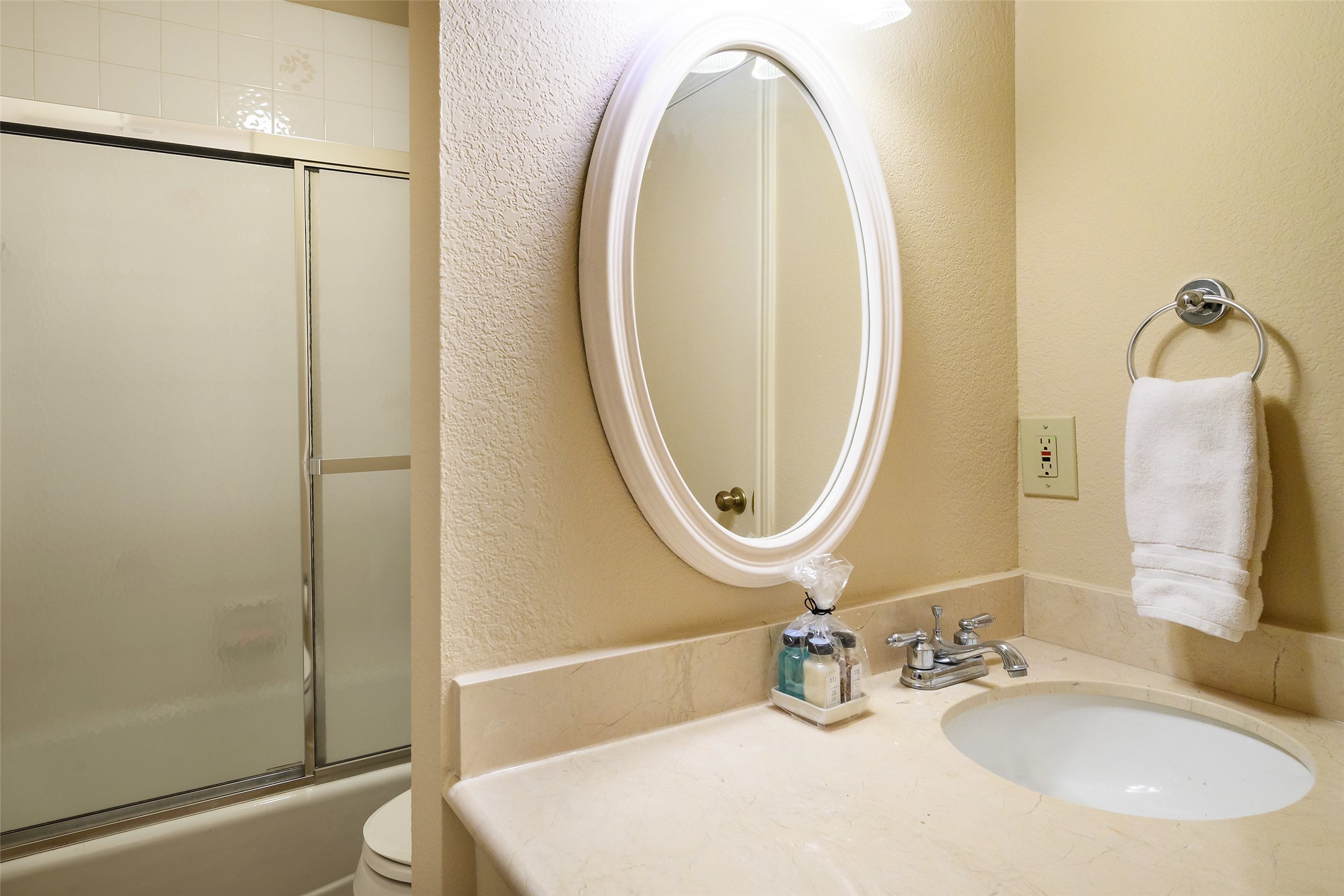 9115 Valley Chapel Lane Dallas TX 75220