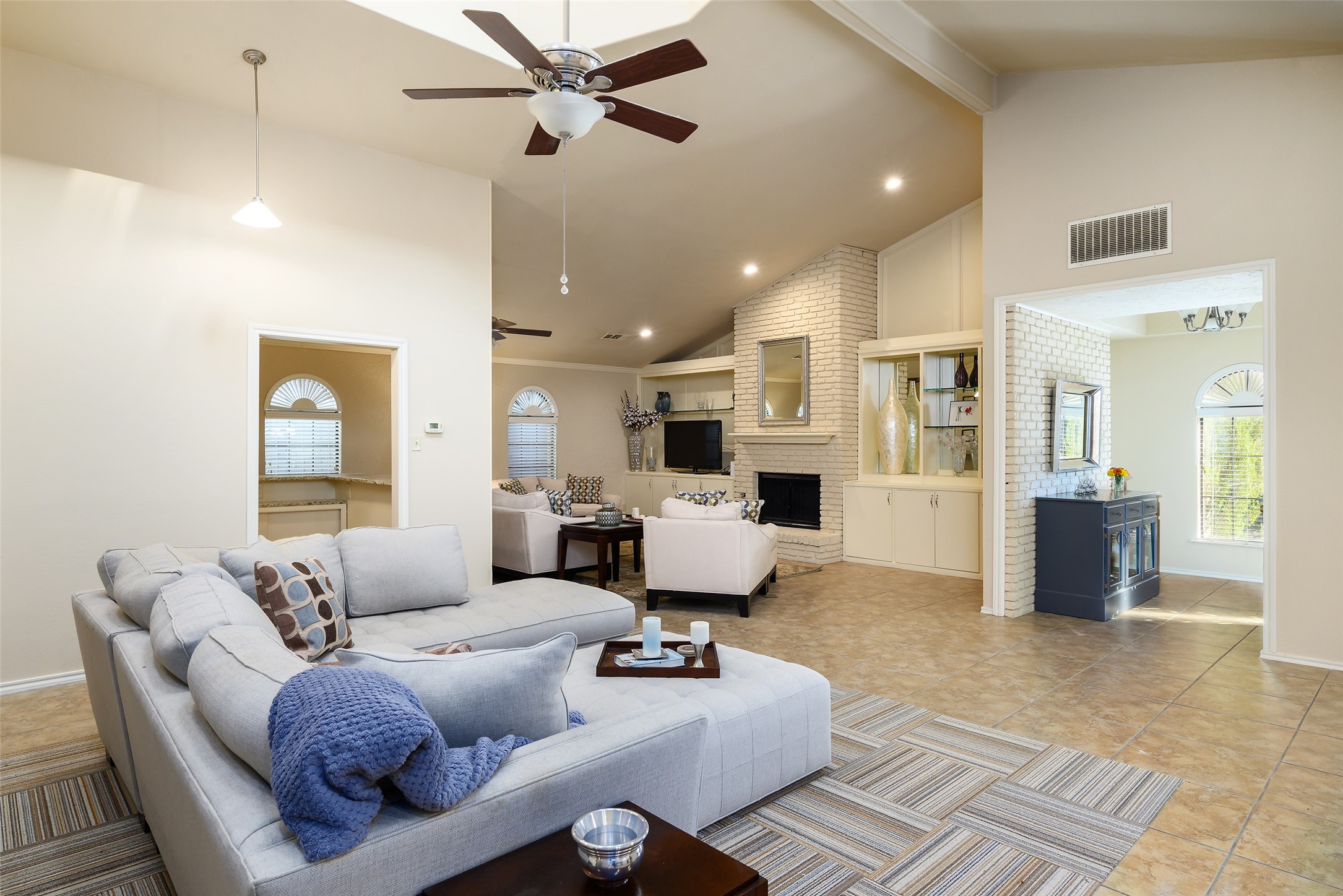 9115 Valley Chapel Lane Dallas TX 75220