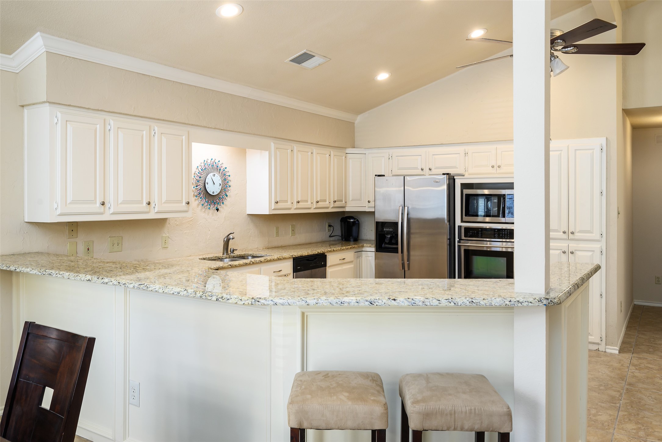 9115 Valley Chapel Lane Dallas TX 75220