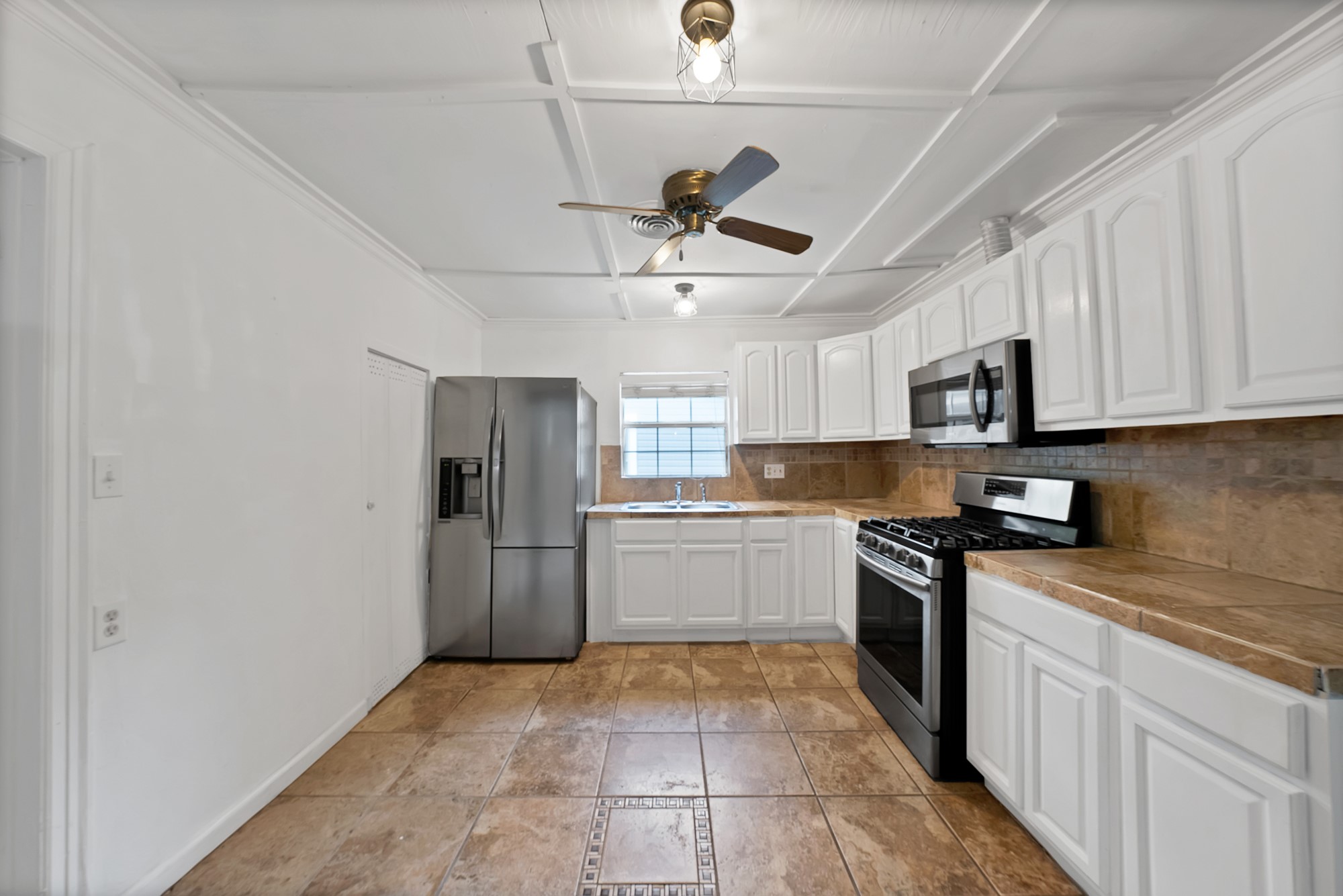 2117 Grace Avenue Fort Worth TX 76111