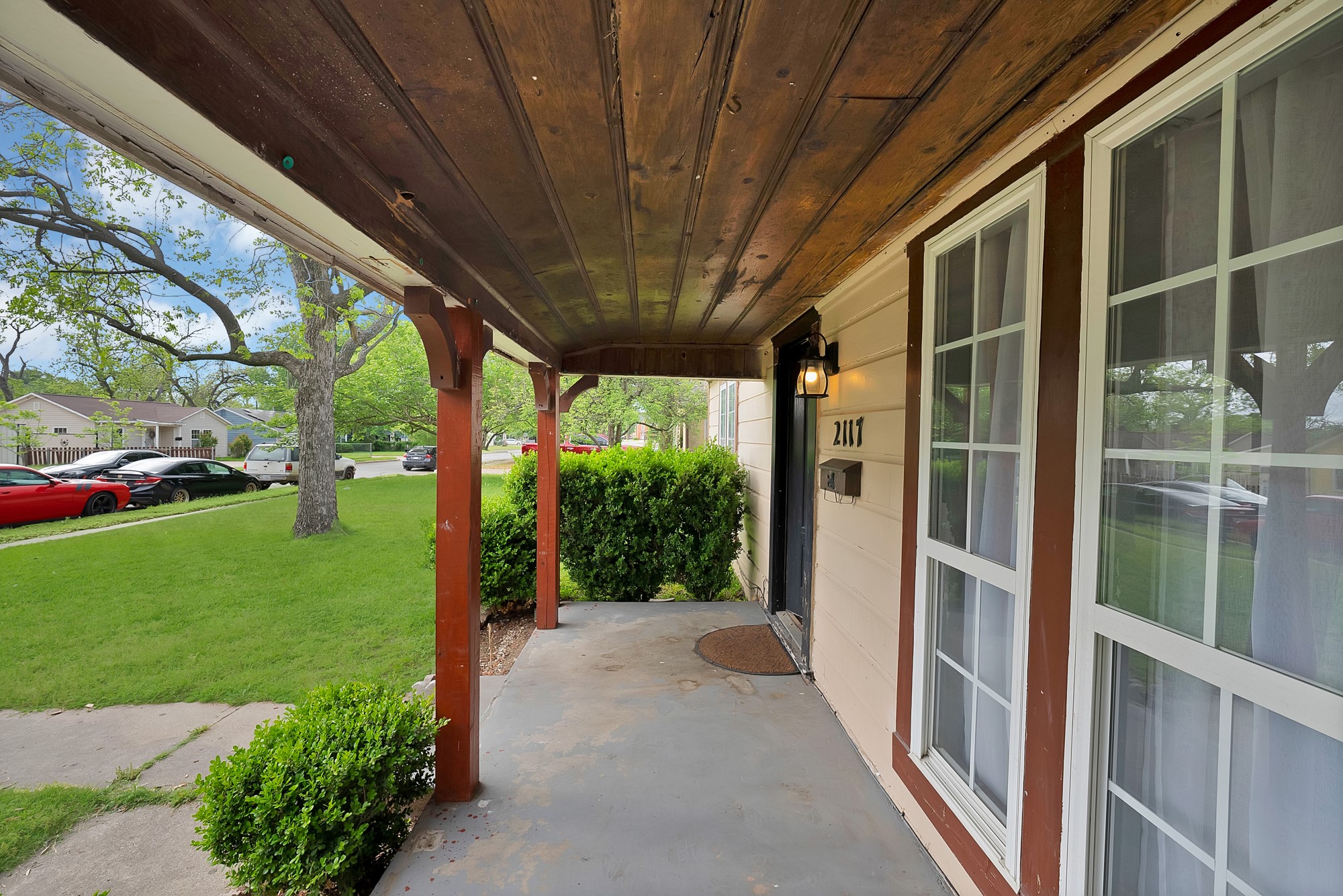 2117 Grace Avenue Fort Worth TX 76111