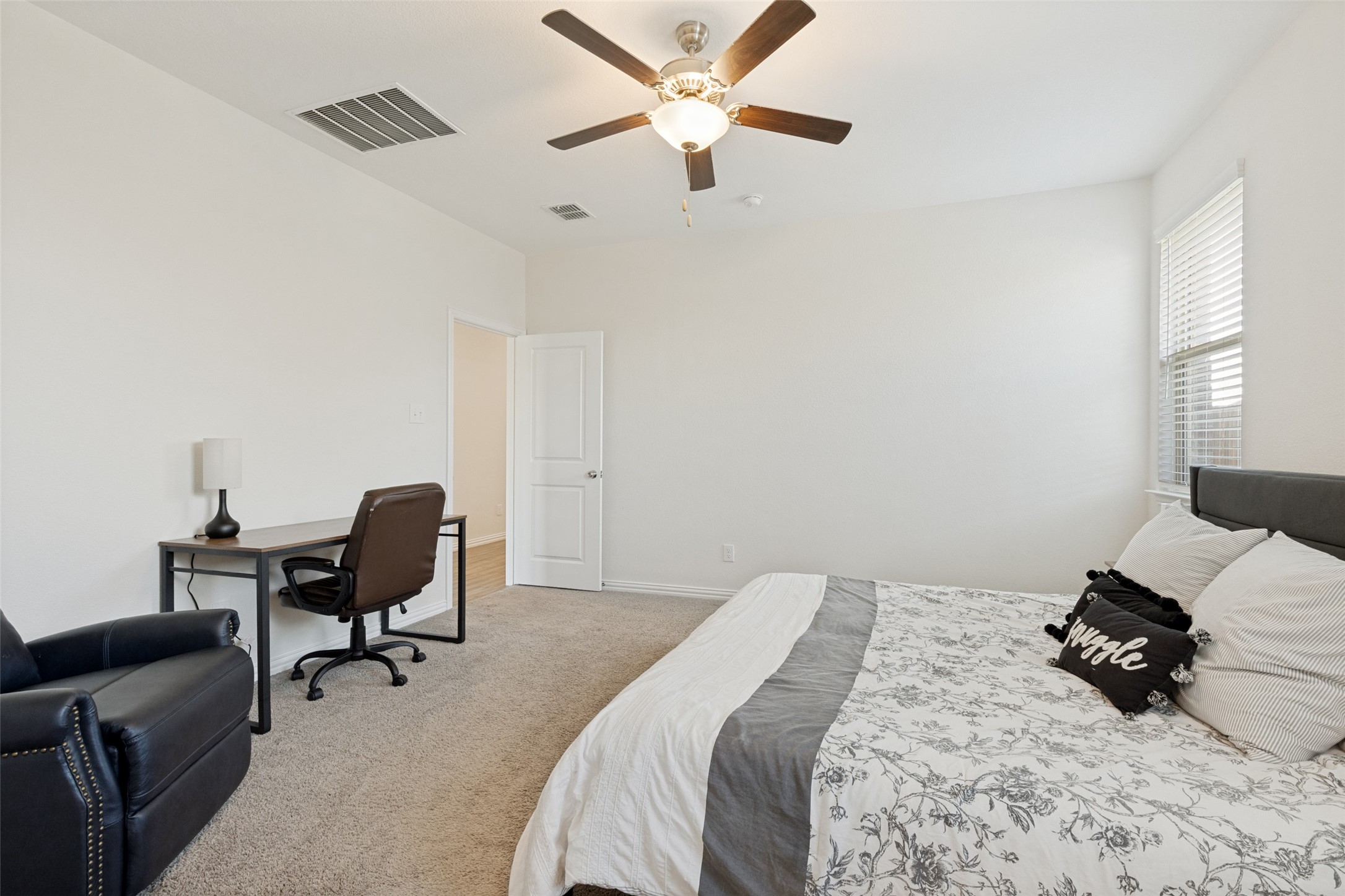 1136 Cropout Way Fort Worth TX 76052