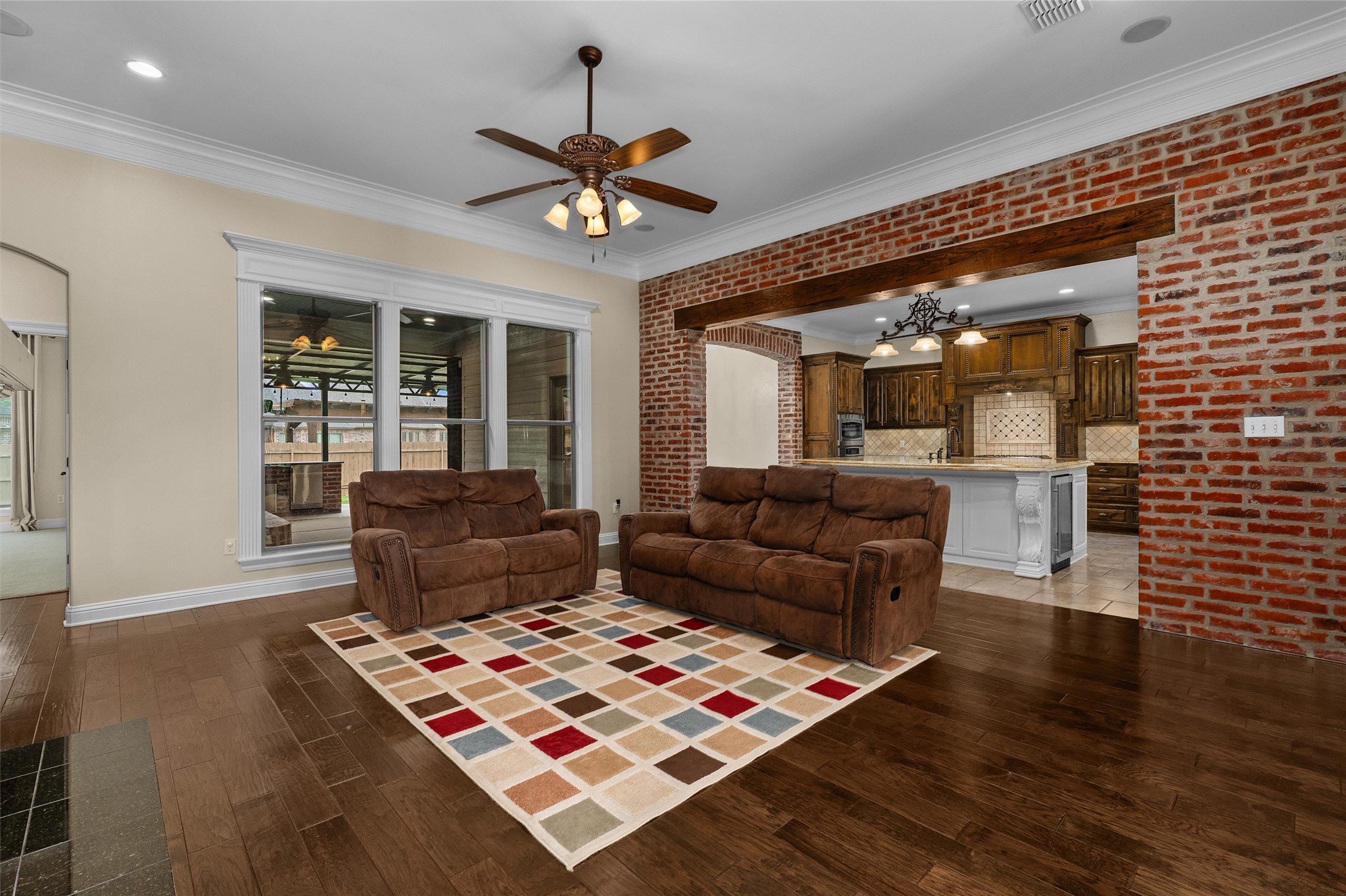 806 Chartres Drive Shreveport LA 71115
