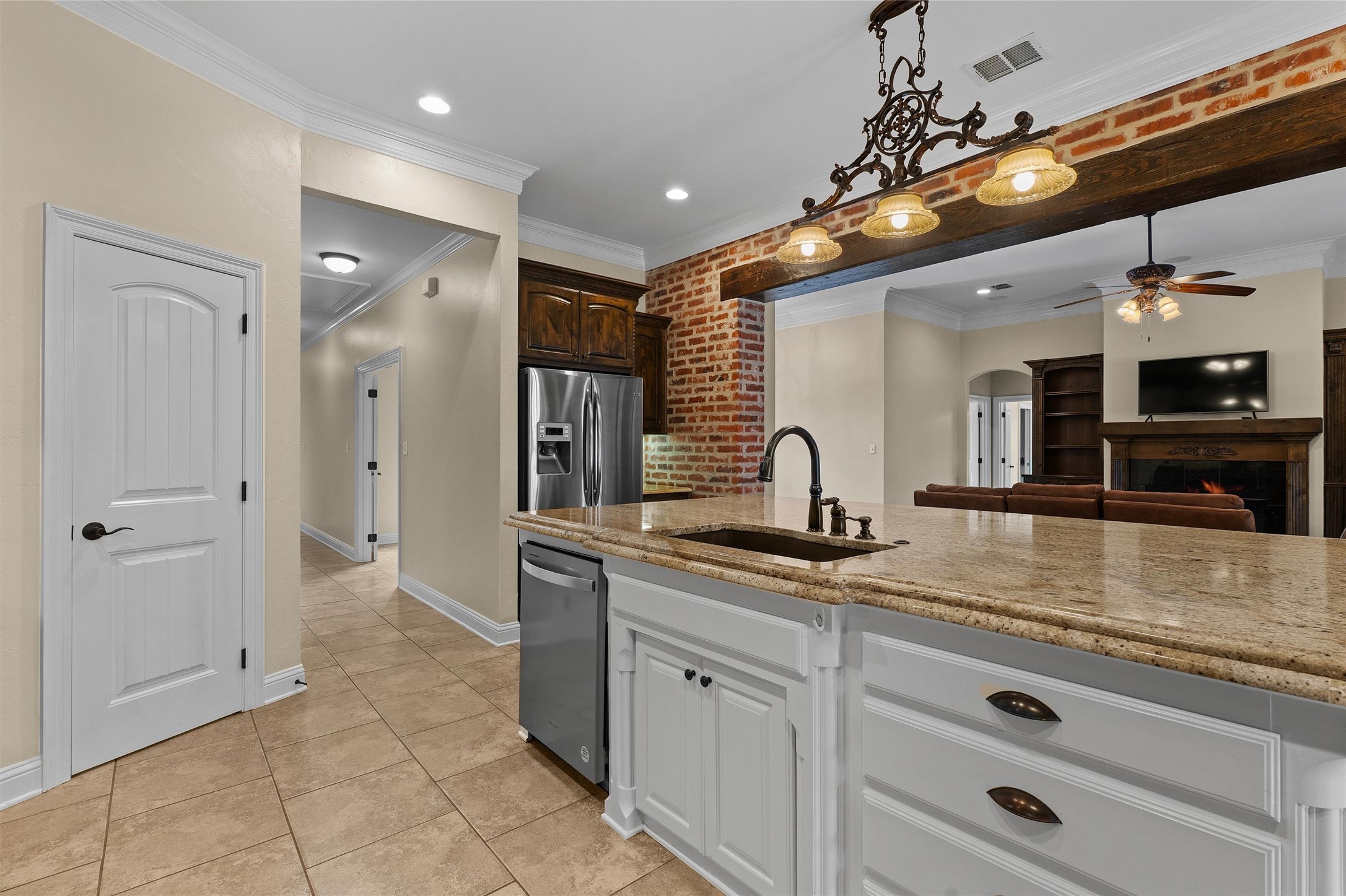 806 Chartres Drive Shreveport LA 71115