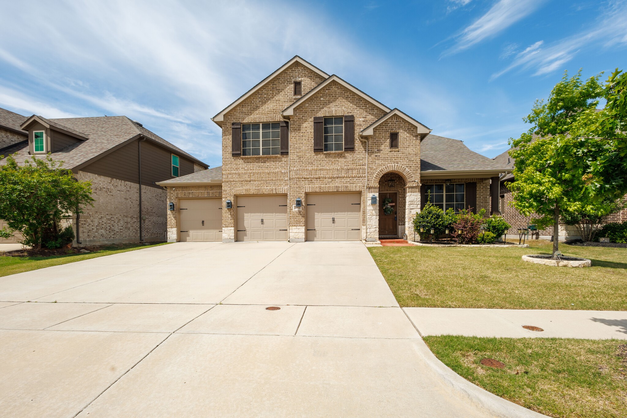 2817 Stallion Trail Way Aubrey TX 76227