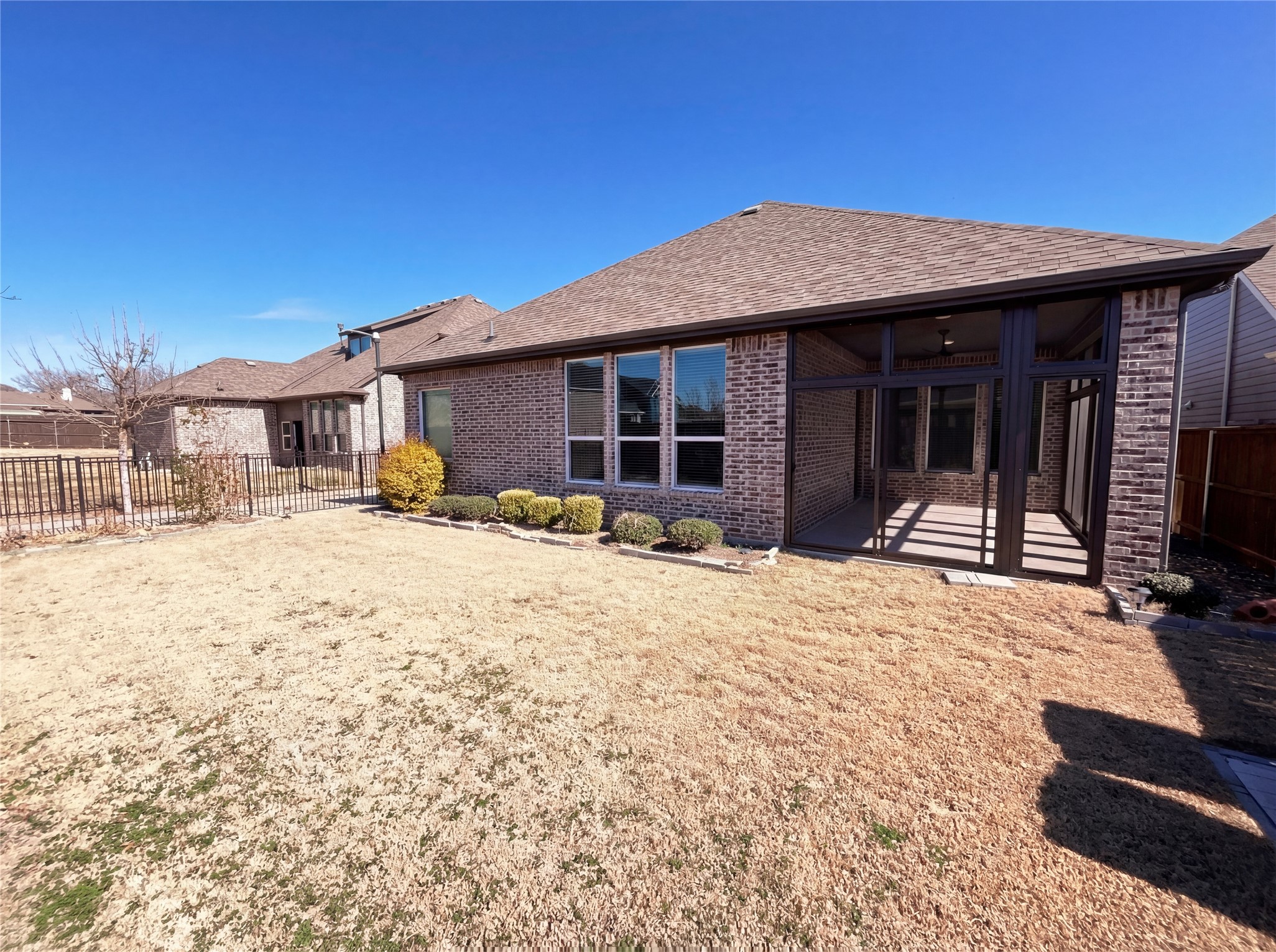 2221 Laguna Drive Rowlett TX 75088