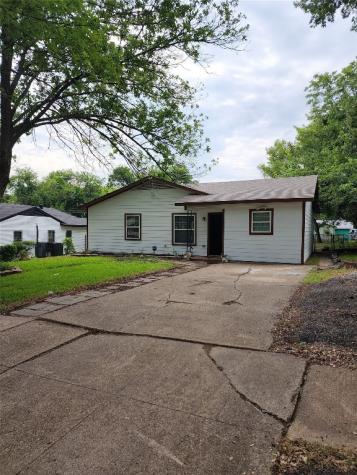 3868 Castle Hills Drive Dallas TX 75241