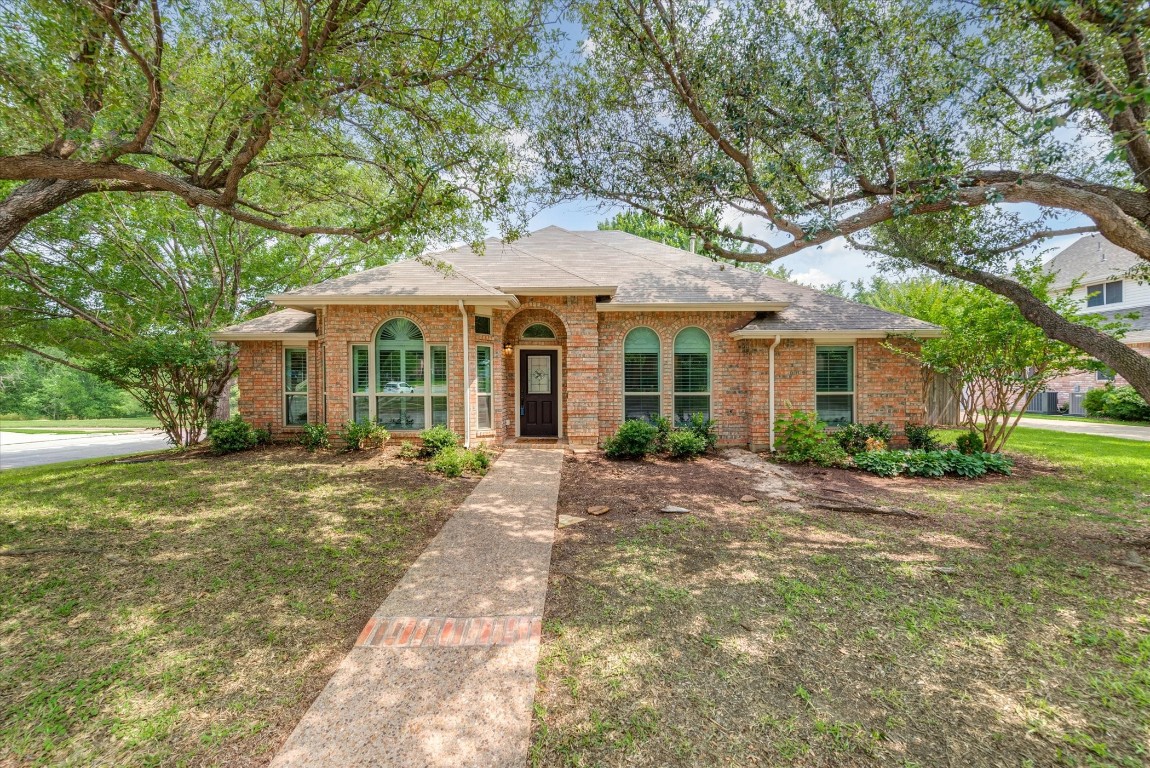 7601 Acorn Drive North Richland Hills TX 76182