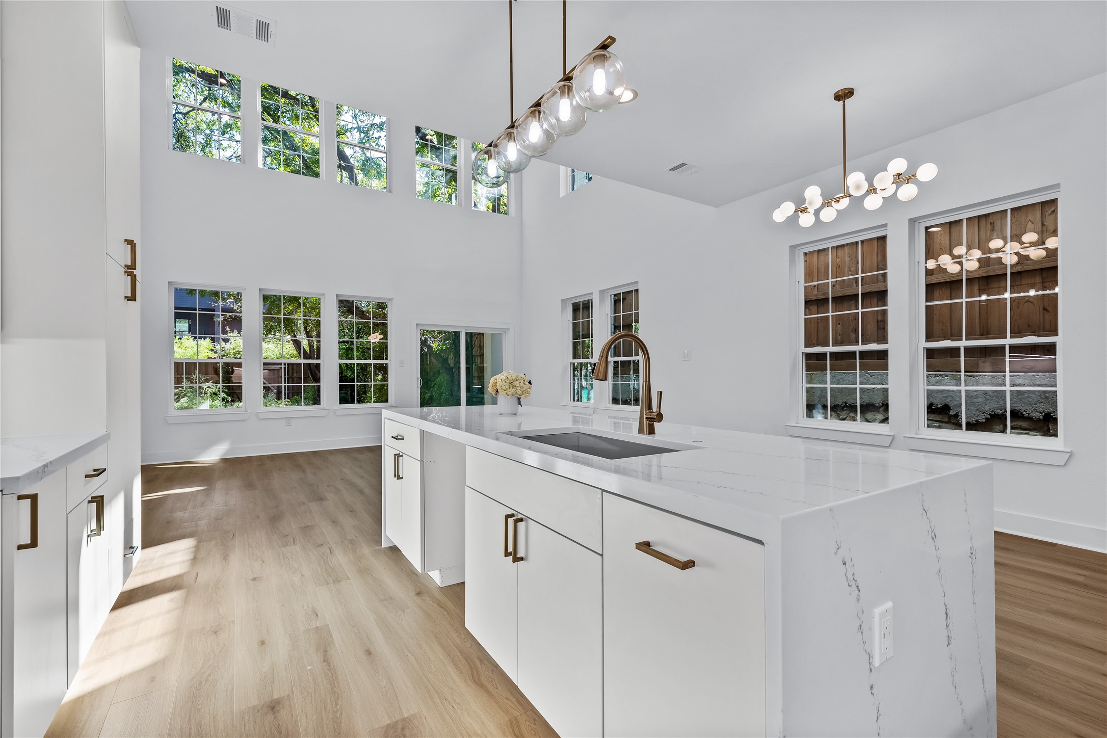 2432 Douglas Avenue Dallas TX 75219