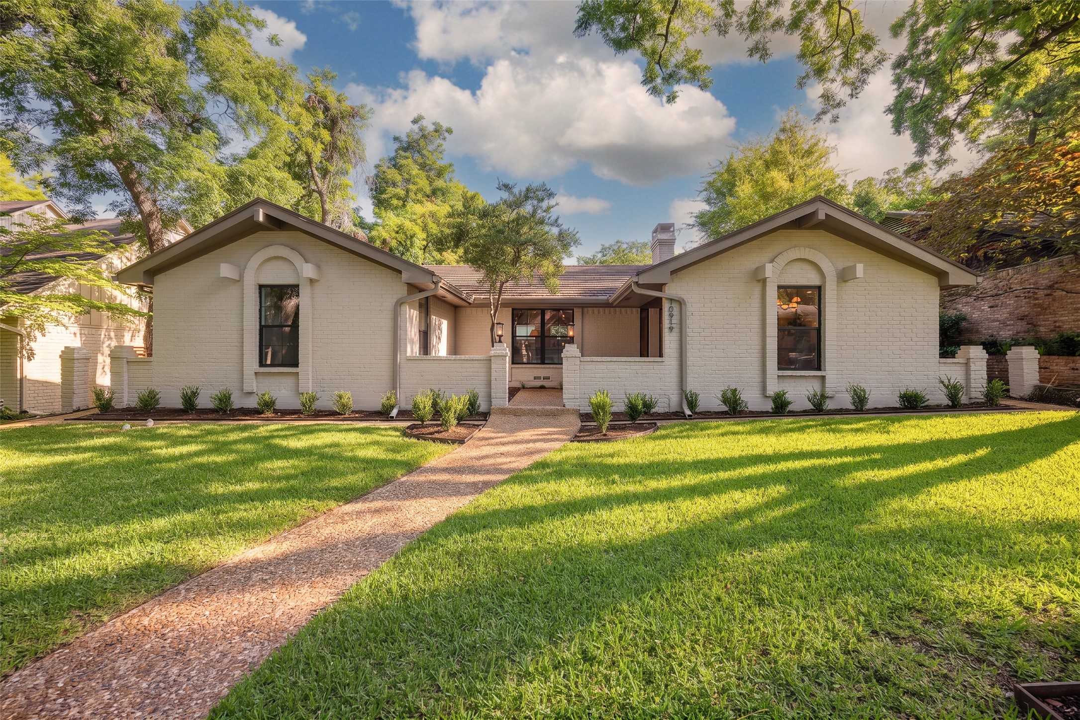 10919 Ridgemeadow Drive Dallas TX 75218