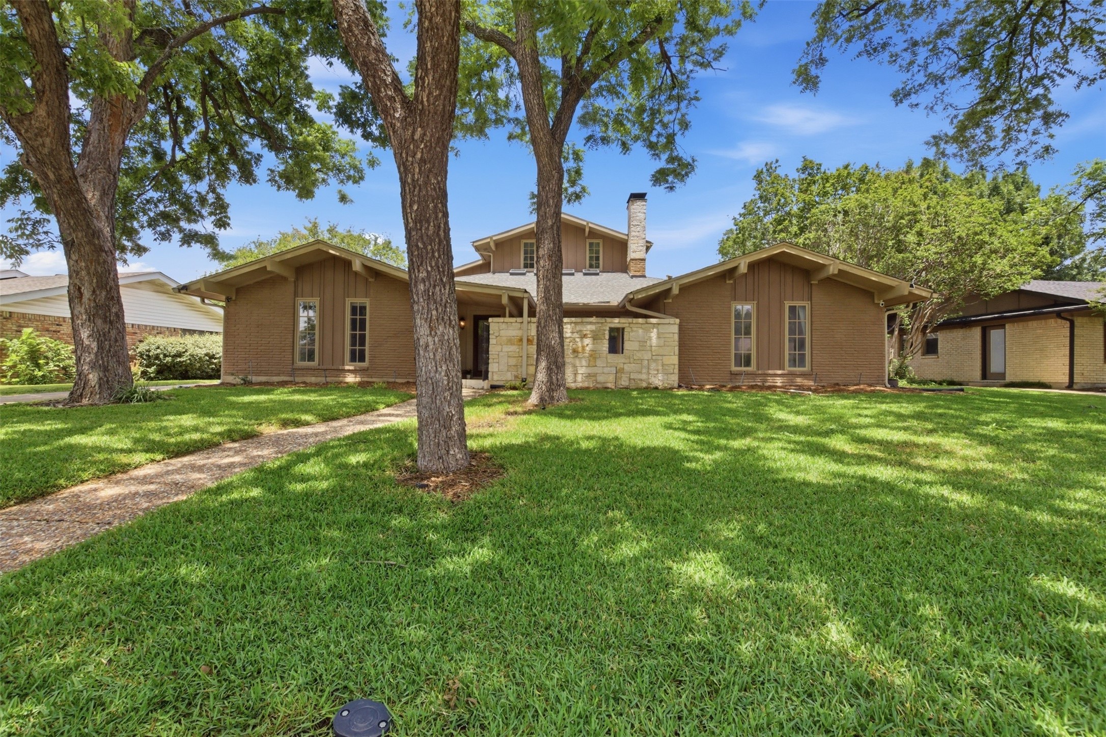 3217 Golfing Green Farmers Branch TX 75234