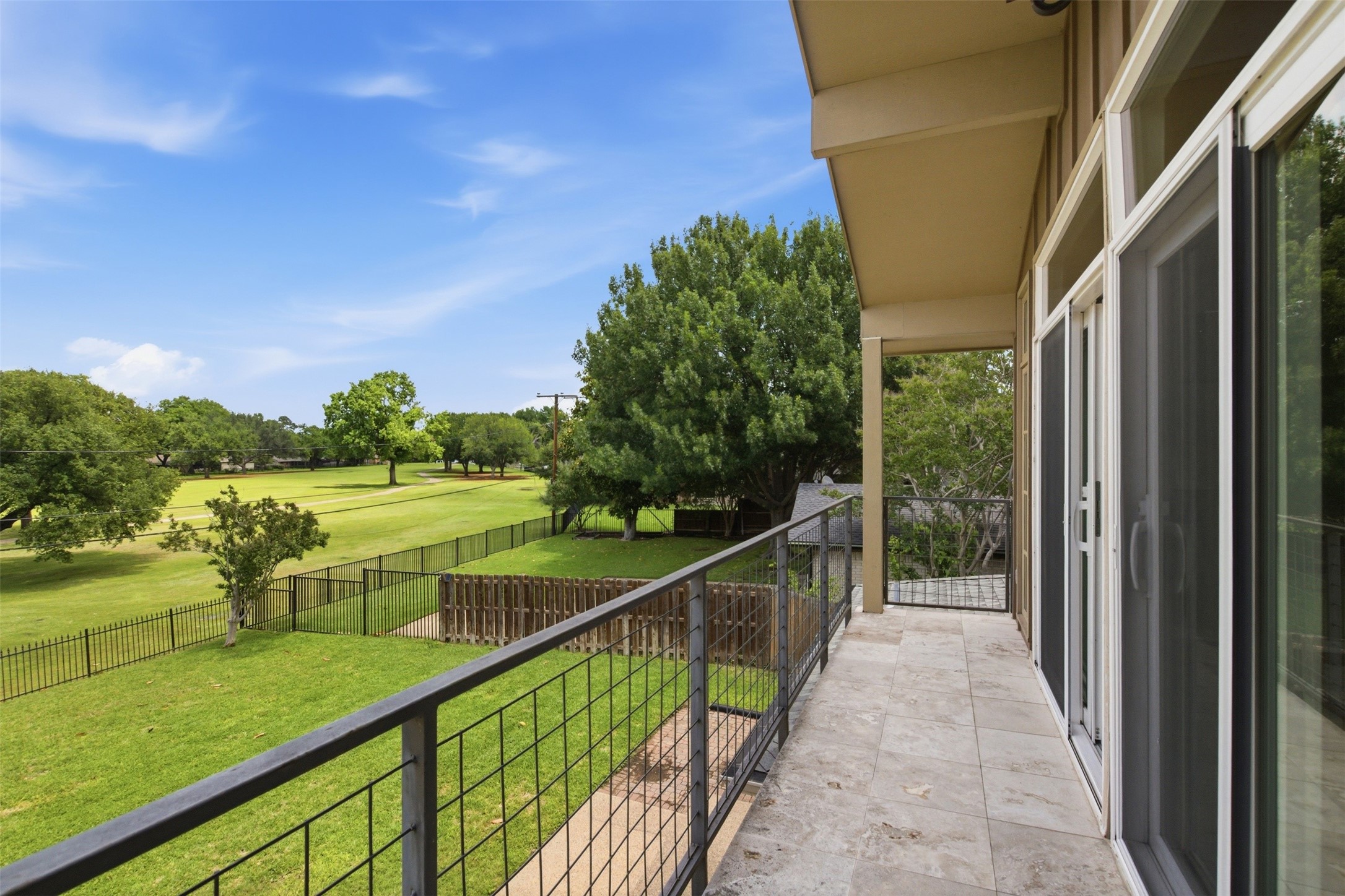 3217 Golfing Green Farmers Branch TX 75234