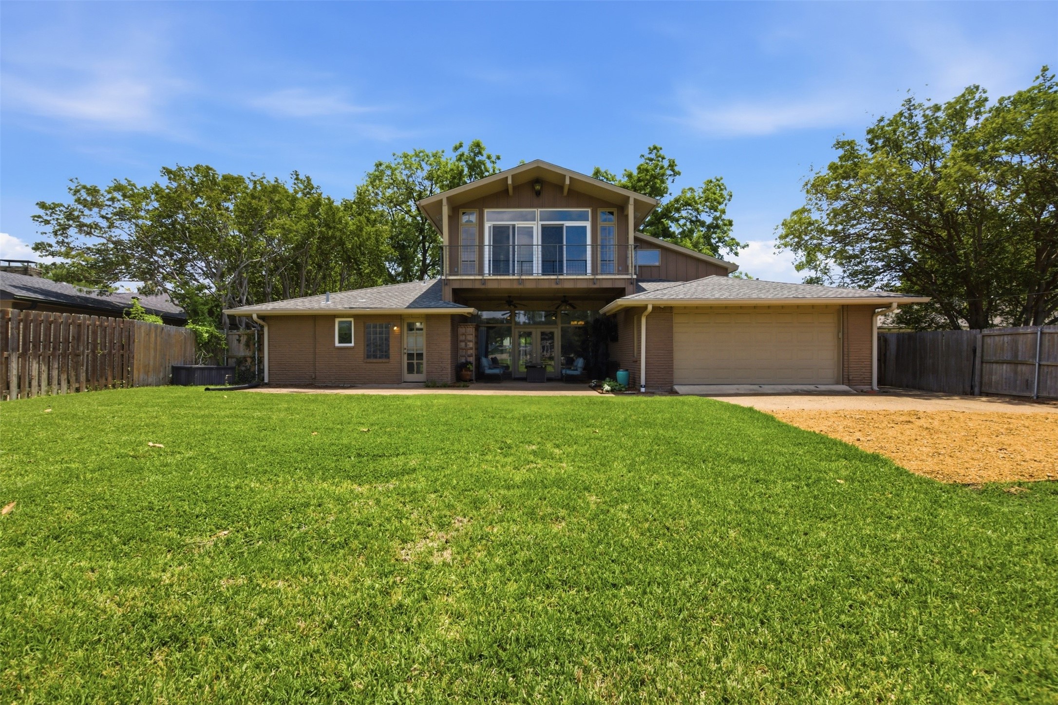 3217 Golfing Green Farmers Branch TX 75234