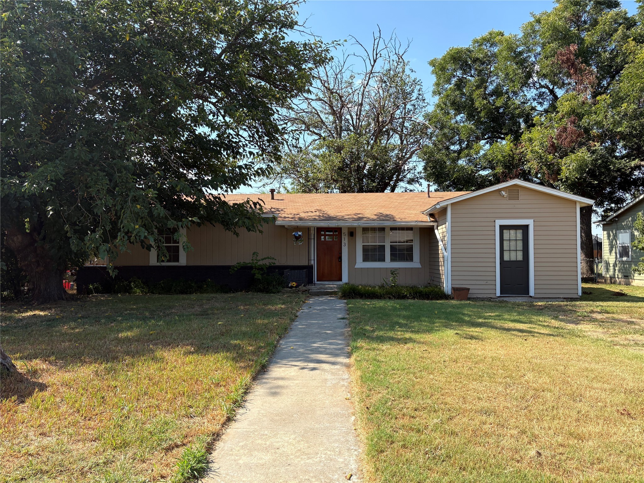 513 E Conner Street Eastland TX 76448