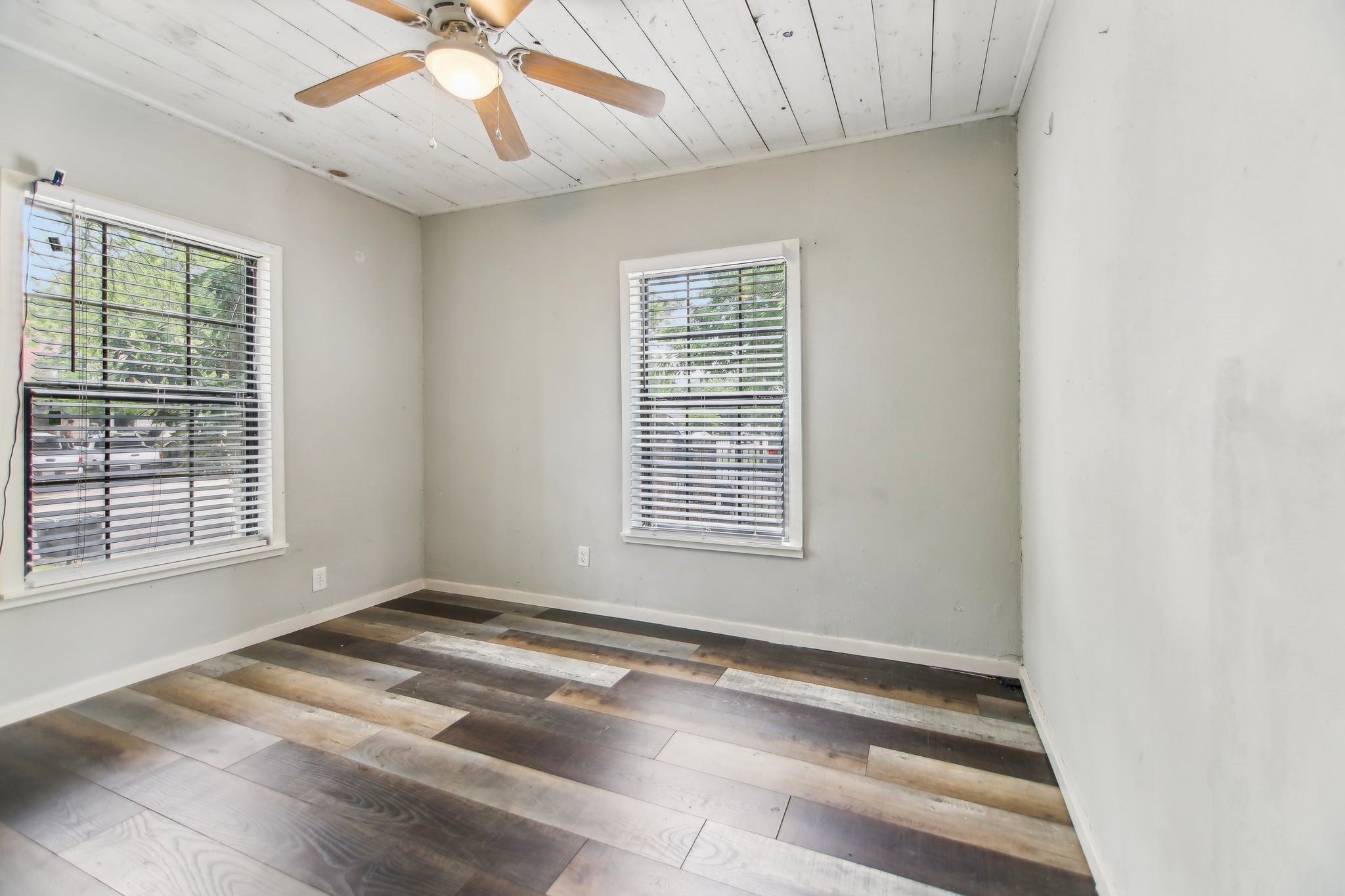 4419 Lawnview Avenue Dallas TX 75227