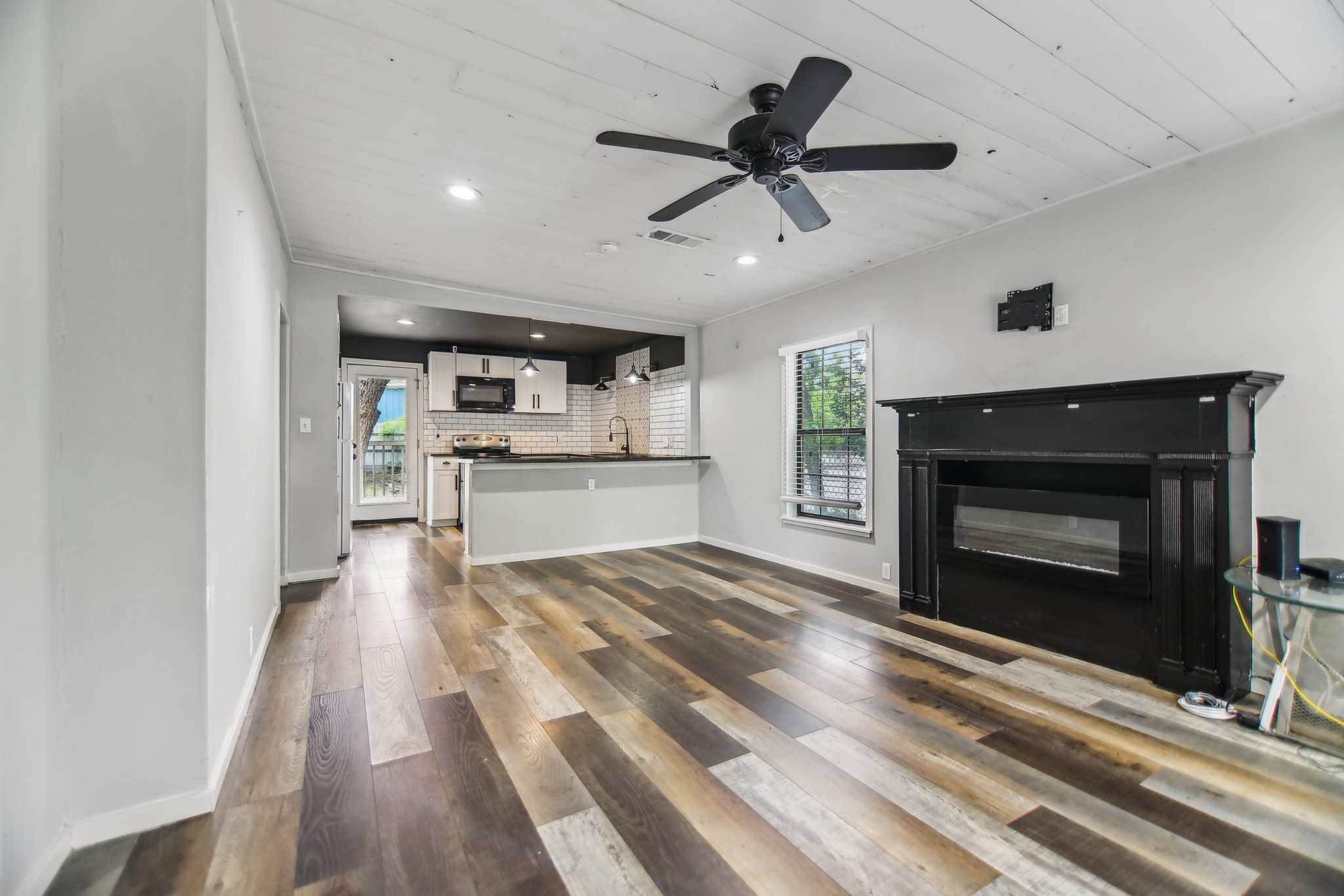 4419 Lawnview Avenue Dallas TX 75227