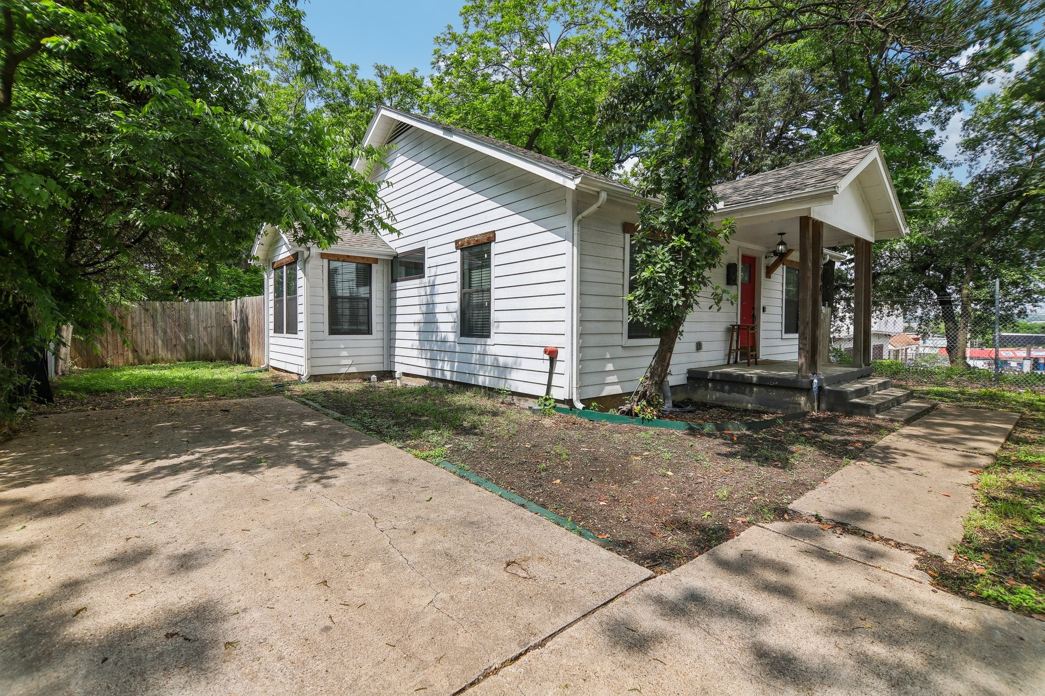 4419 Lawnview Avenue Dallas TX 75227