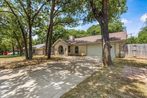 421 Twin Creek Drive Hurst TX 76053