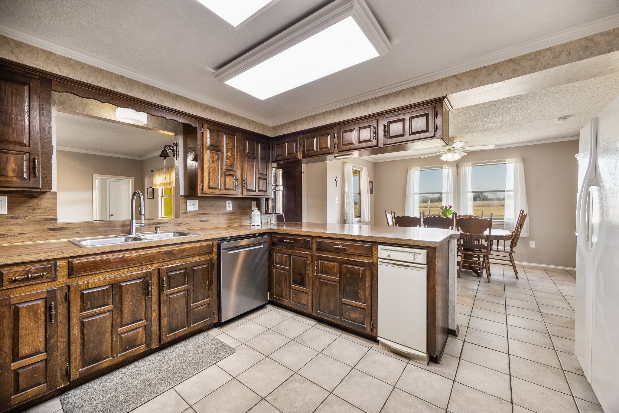 1439 Davis Lane Terrell TX 75160