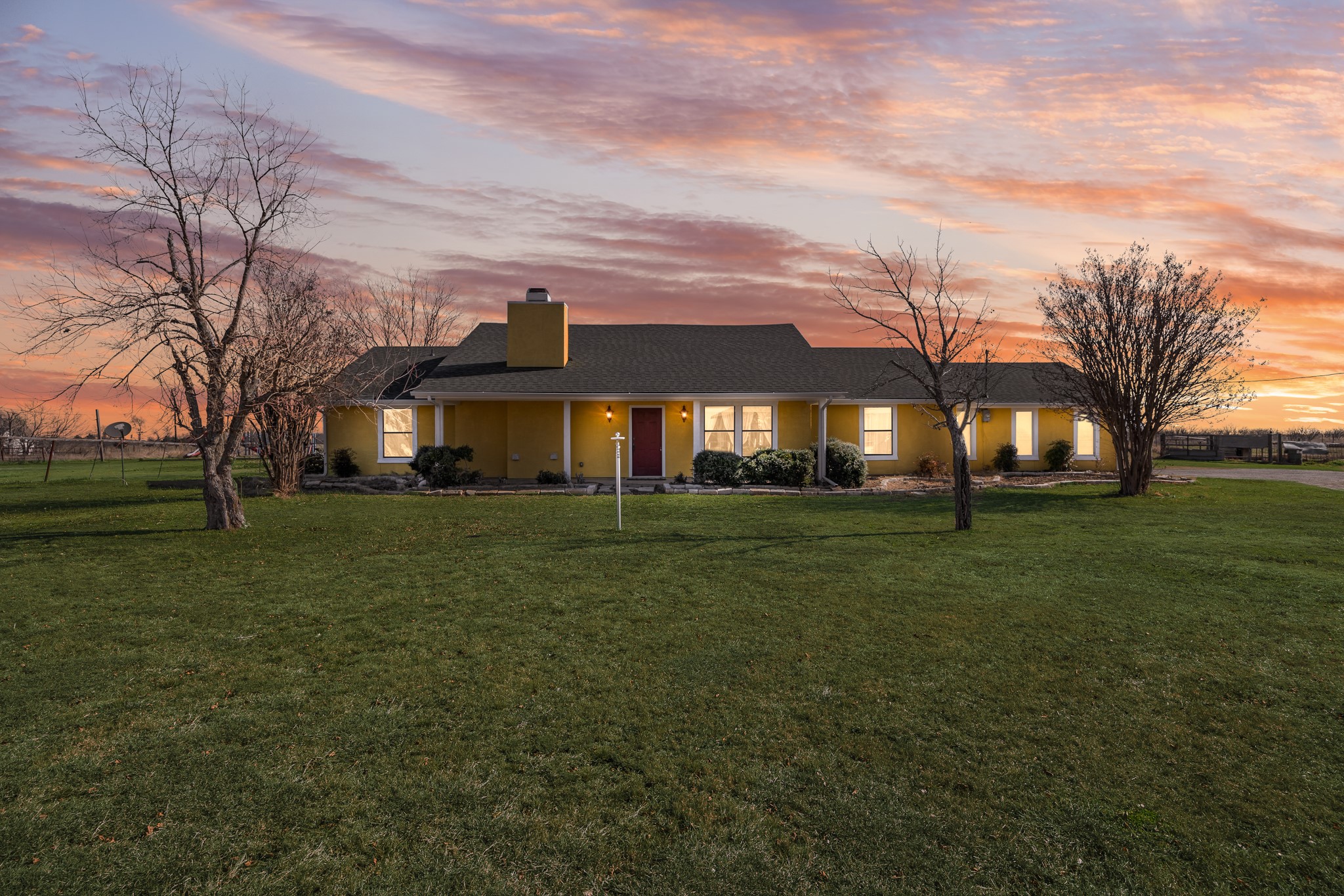 1439 Davis Lane Terrell TX 75160