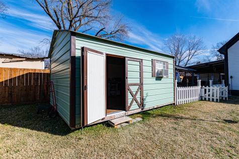 819 Beech Street Bonham TX 75418