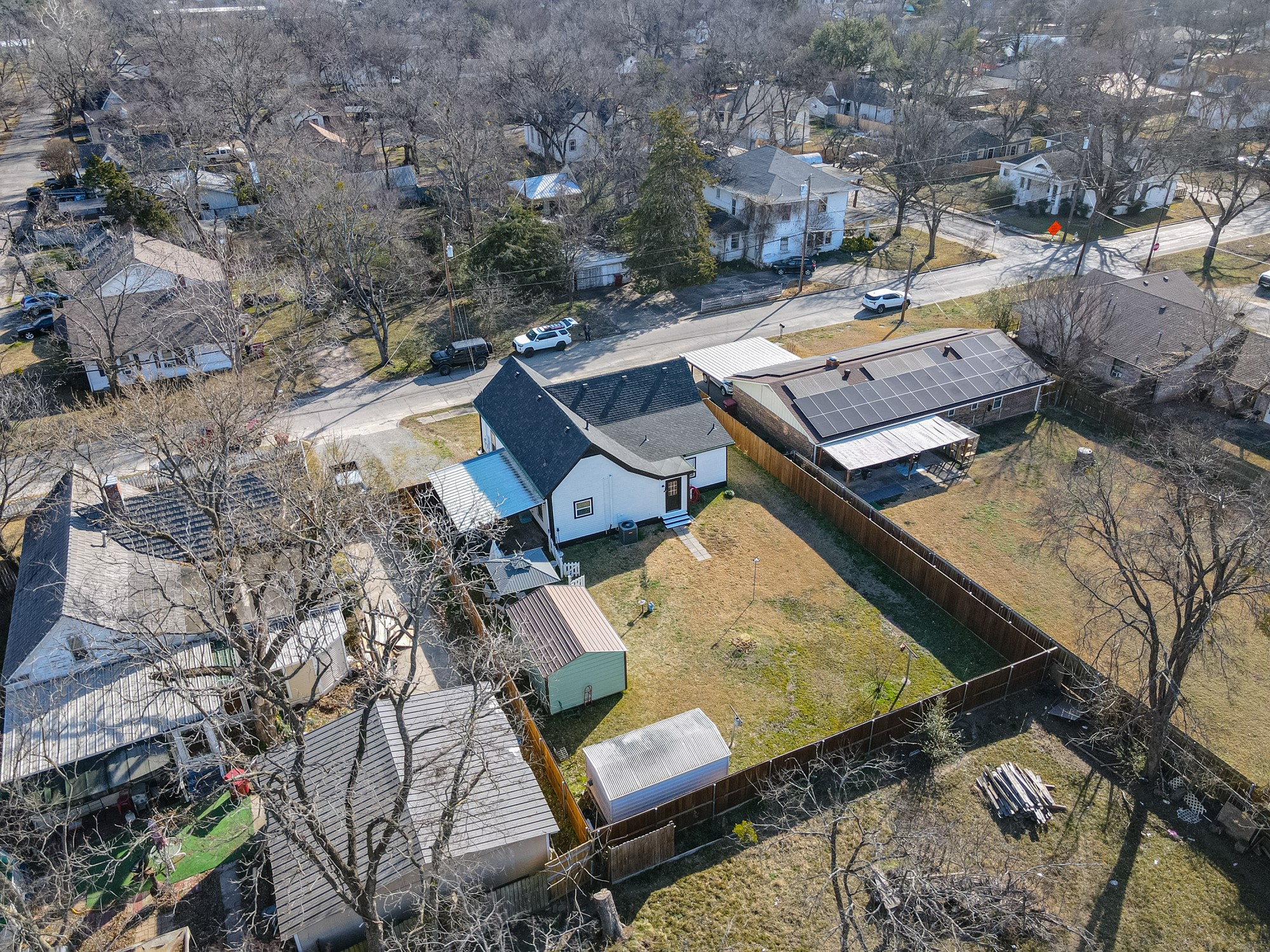 819 Beech Street Bonham TX 75418