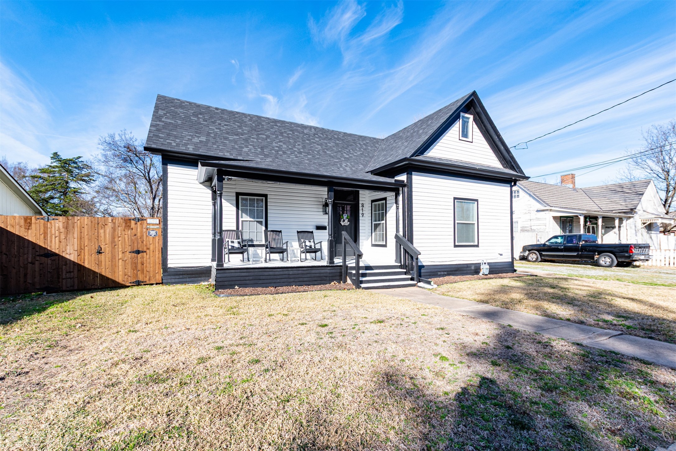 819 Beech Street Bonham TX 75418