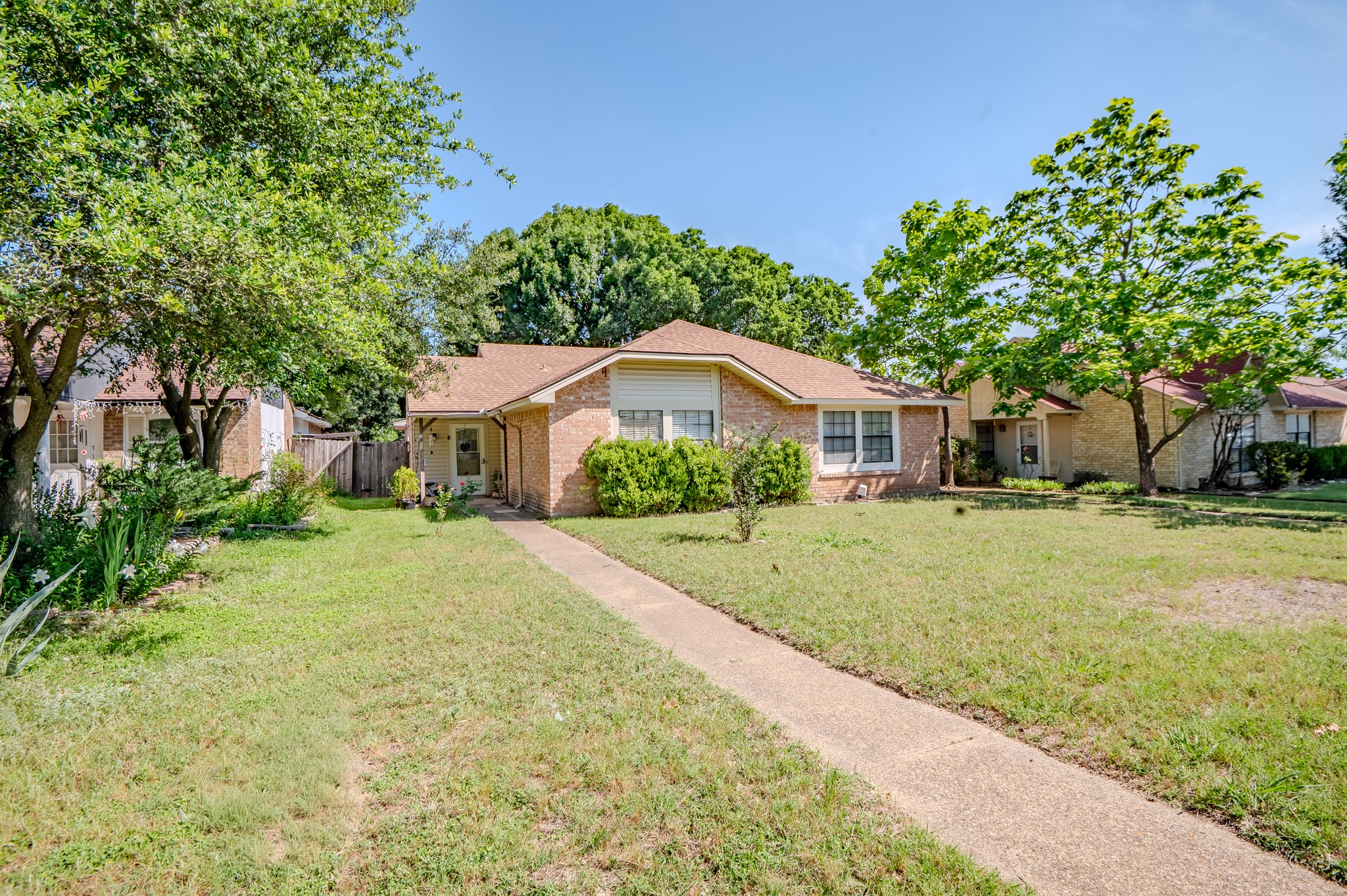 7105 Pineberry Road Dallas TX 75249