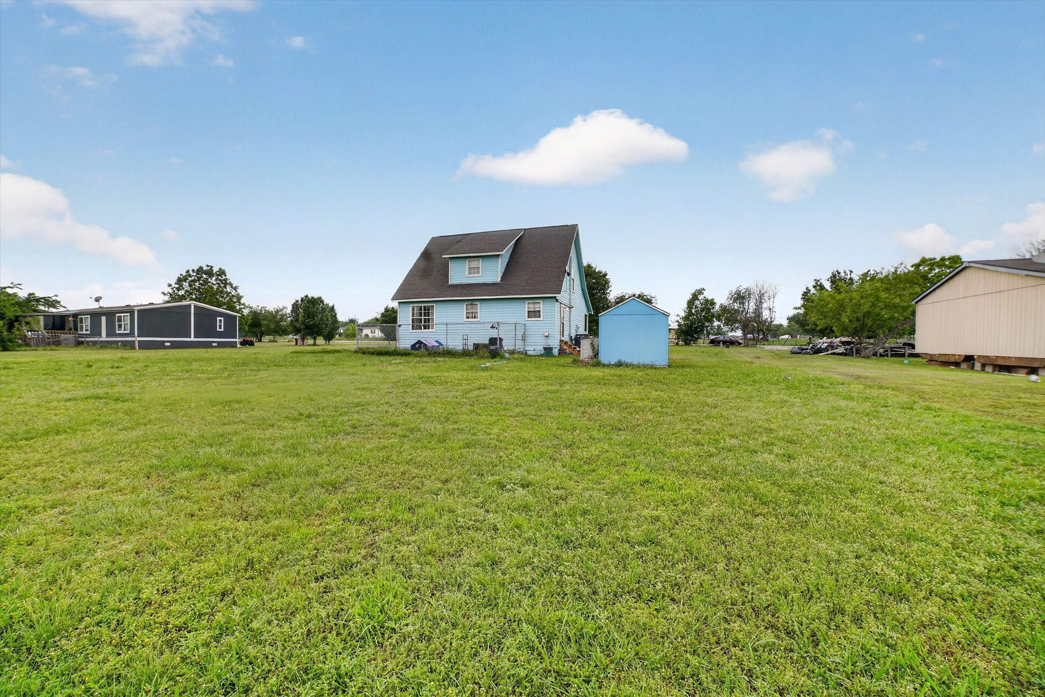 1284 County Road 101 Kaufman TX 75142