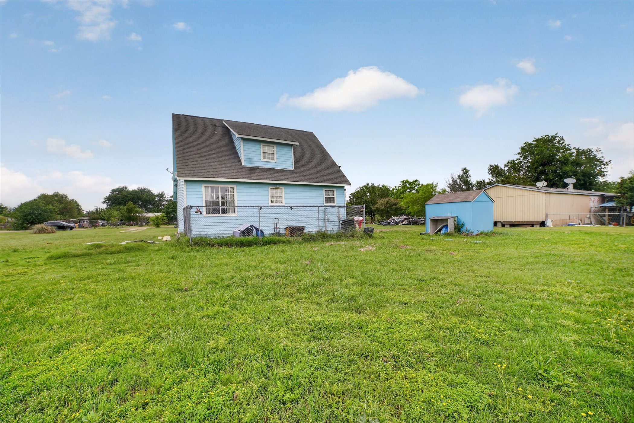 1284 County Road 101 Kaufman TX 75142
