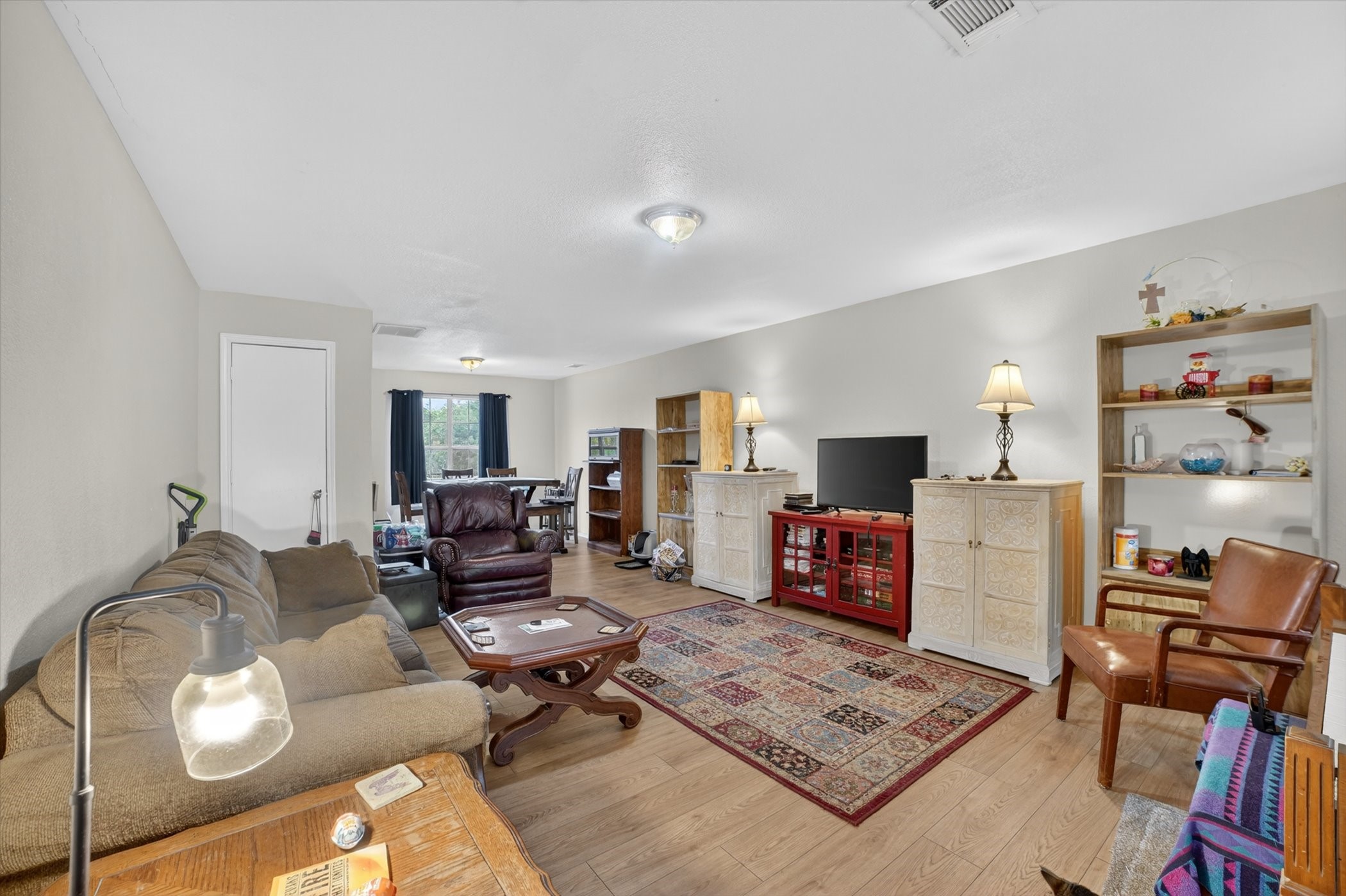 1284 County Road 101 Kaufman TX 75142
