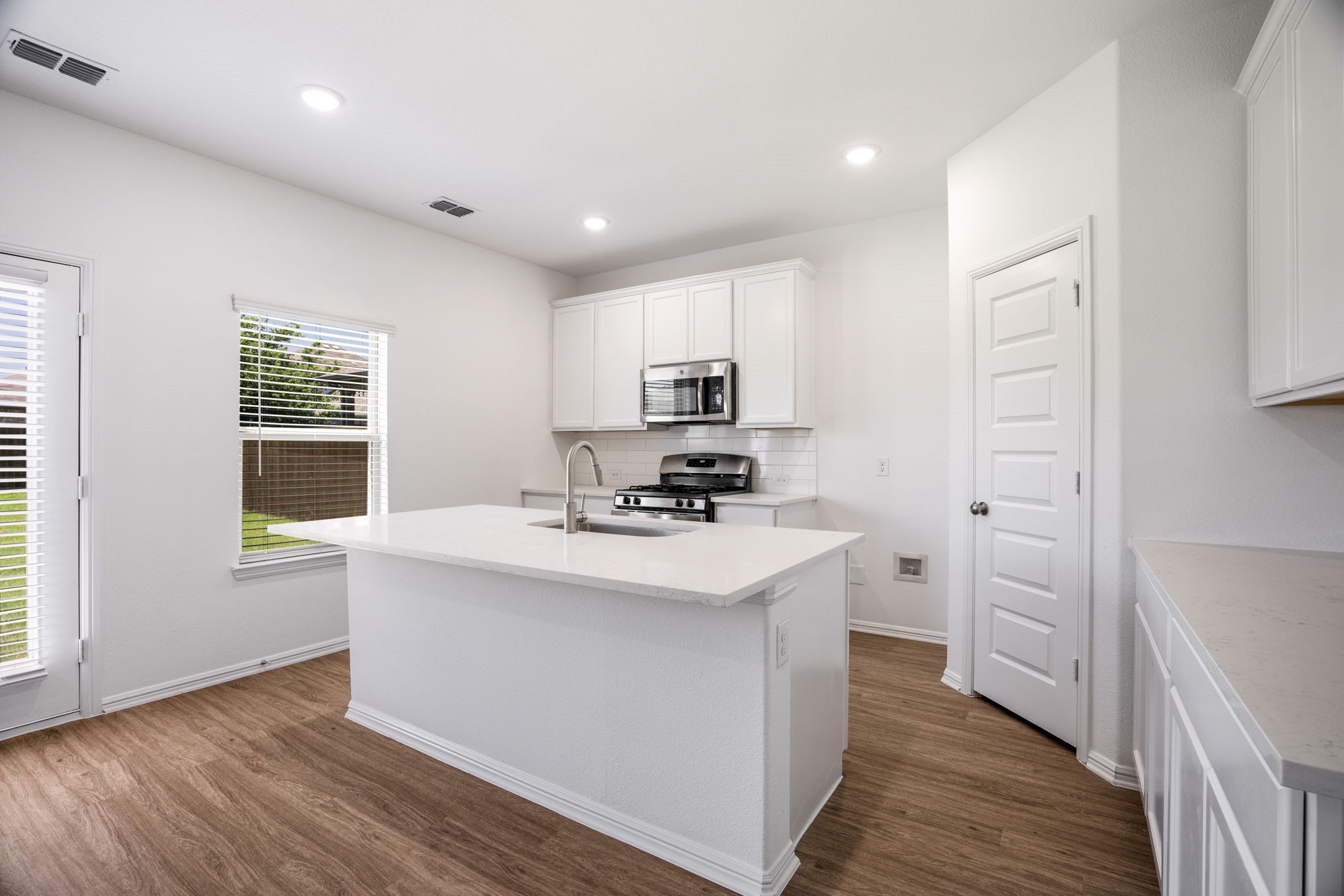 8721 Antelope Flat Lane Fort Worth TX 76131