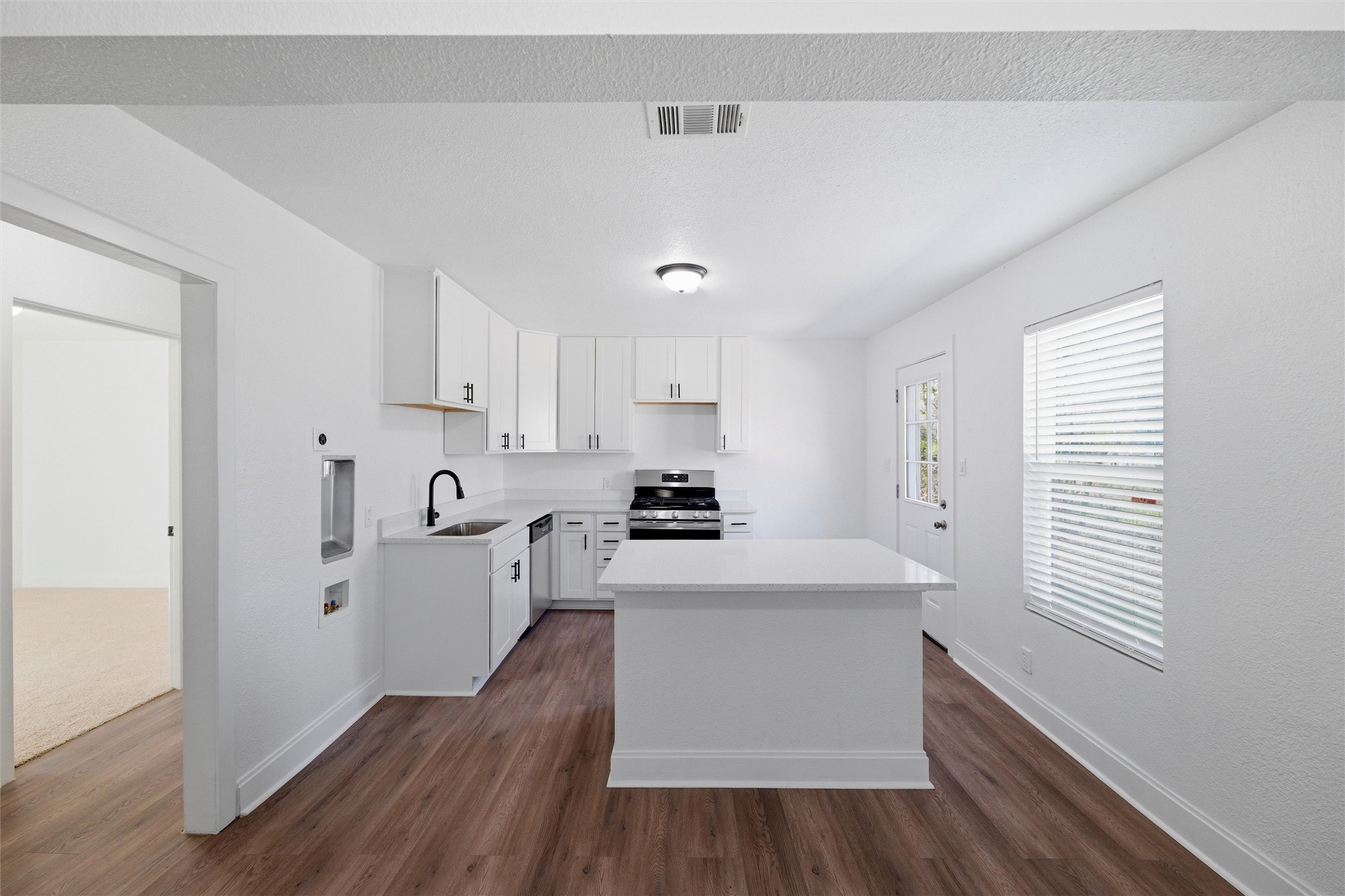 1512 NE 34th Street Fort Worth TX 76106