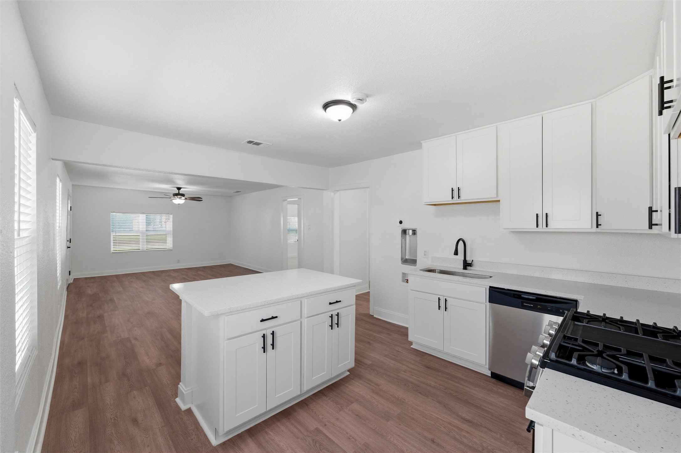 1512 NE 34th Street Fort Worth TX 76106