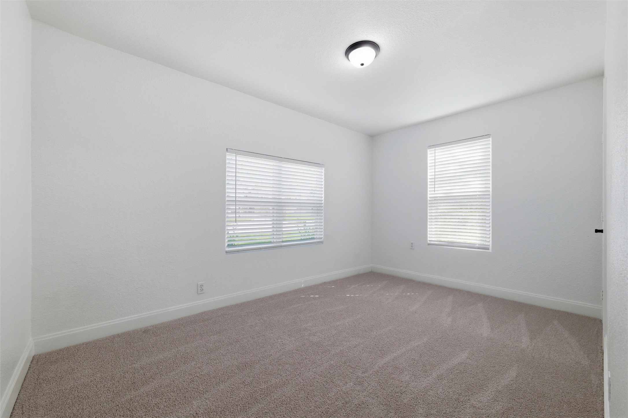 1512 NE 34th Street Fort Worth TX 76106