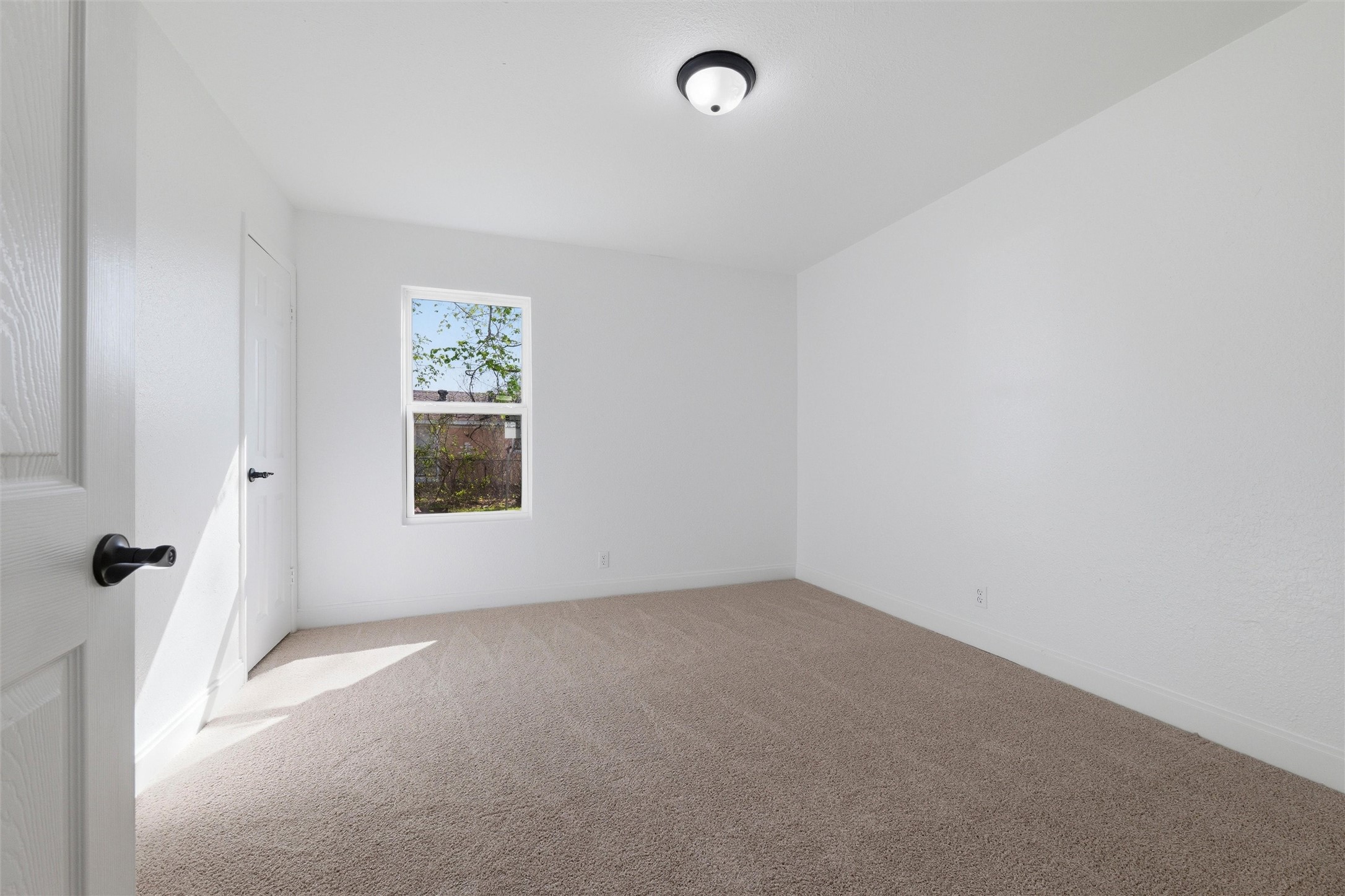 1512 NE 34th Street Fort Worth TX 76106
