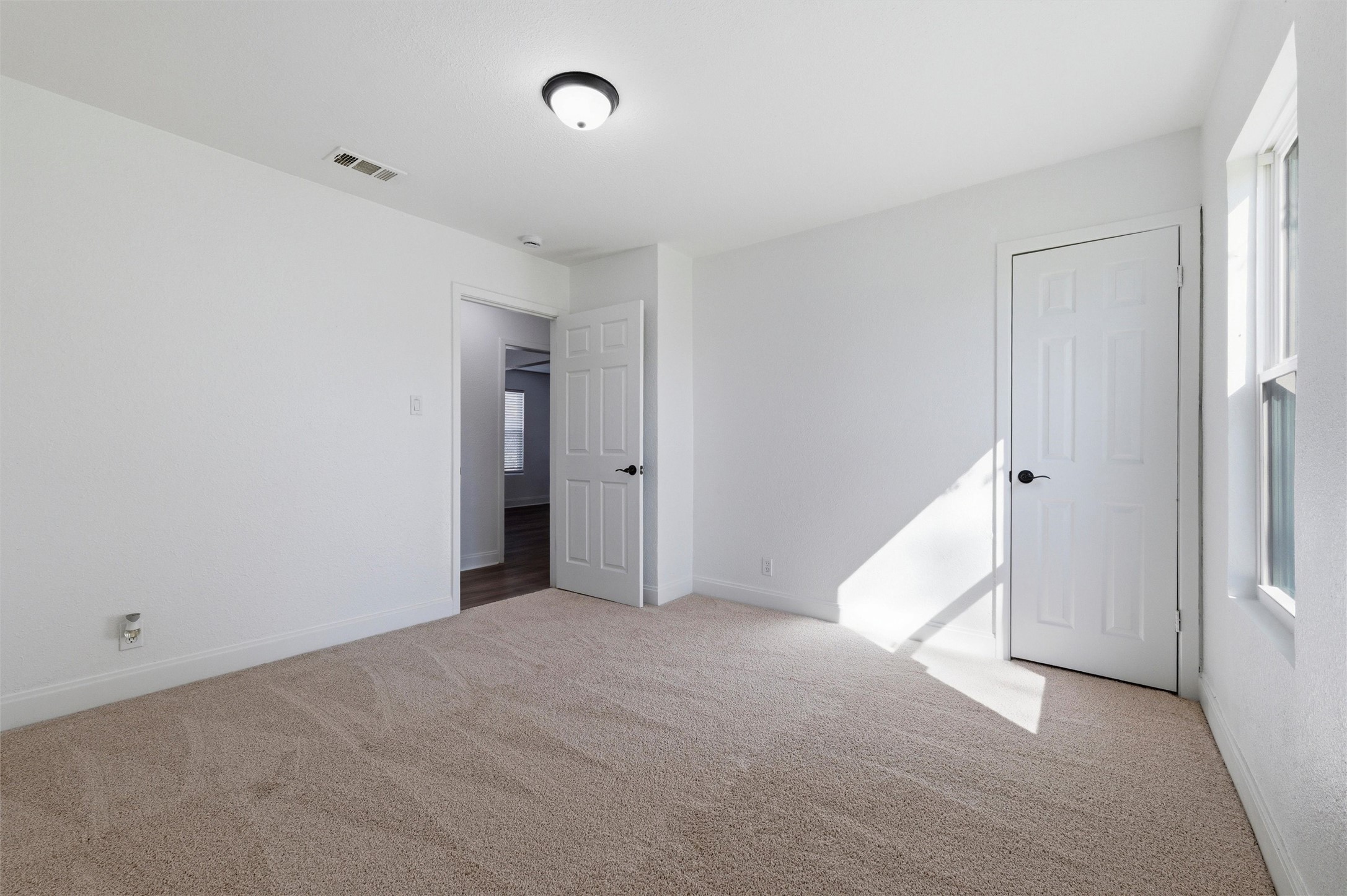 1512 NE 34th Street Fort Worth TX 76106