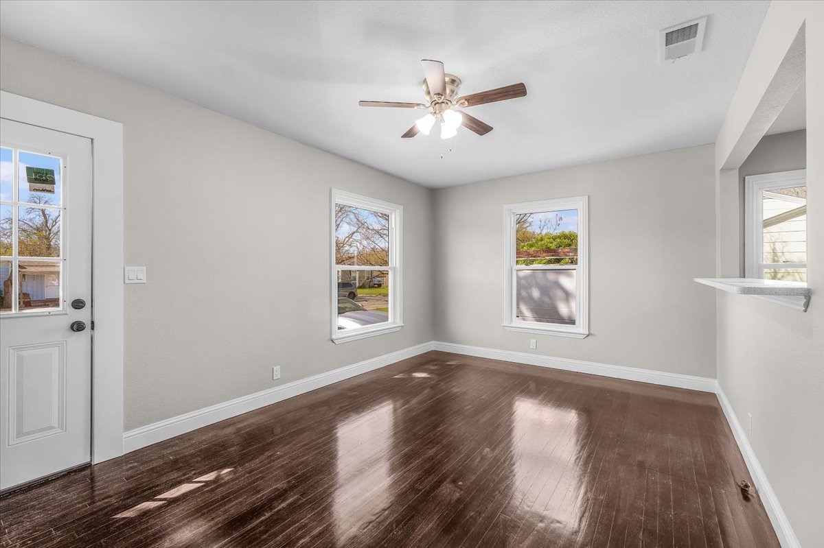 7320 Willis Avenue Fort Worth TX 76116