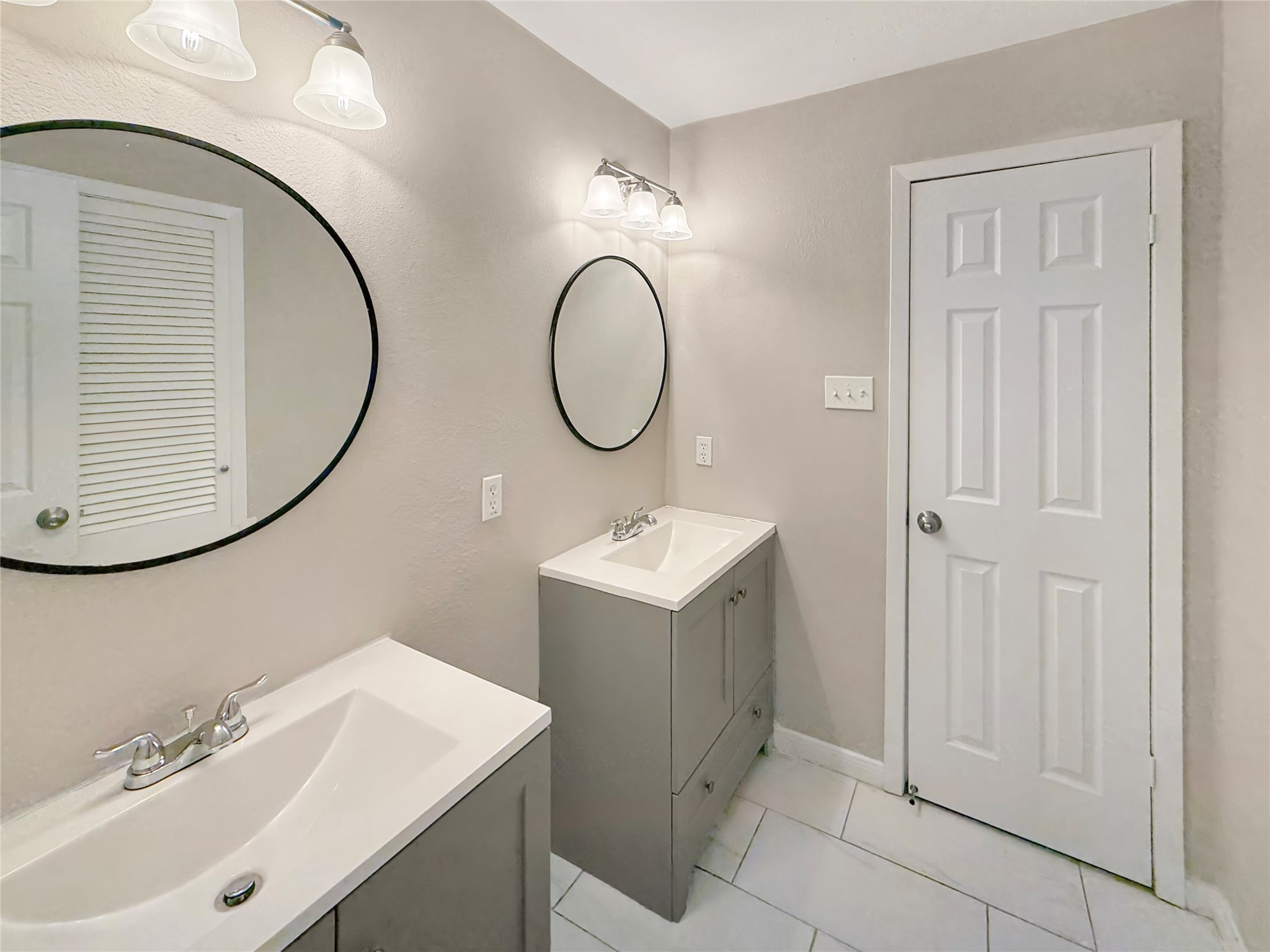 1717 Globe Avenue Blue Mound TX 76131