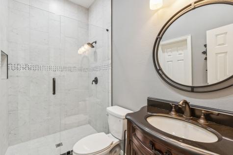 8904 Meadowknoll Drive Dallas TX 75243