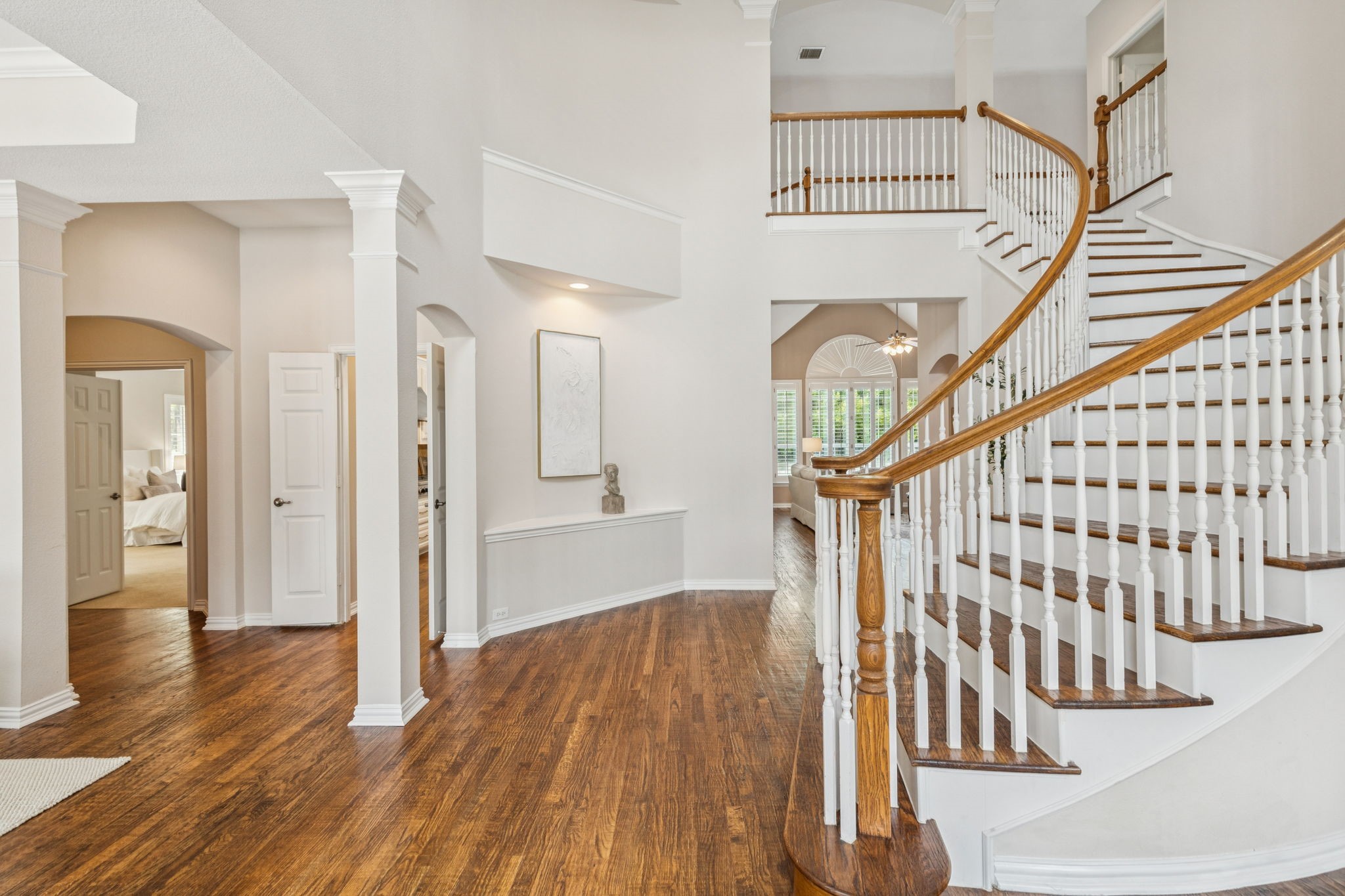 8904 Meadowknoll Drive Dallas TX 75243